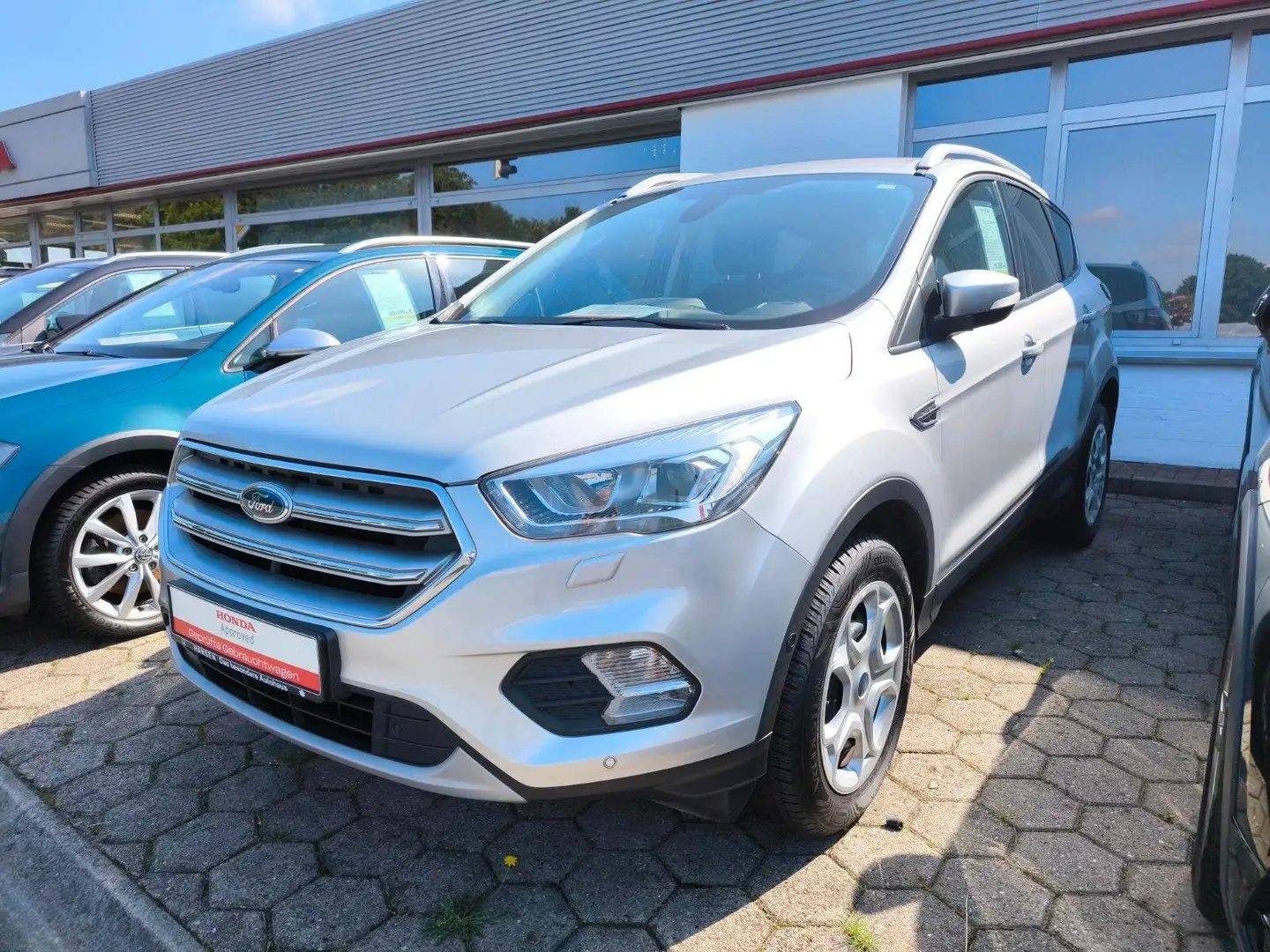 Ford Kuga 1.5 Cool & Connect Silber - 2