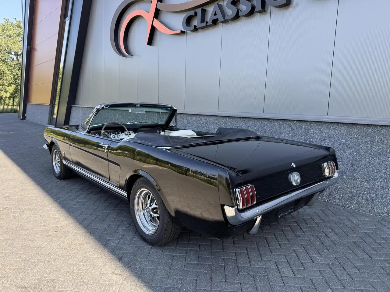 Ford Mustang Convertible, foto 3