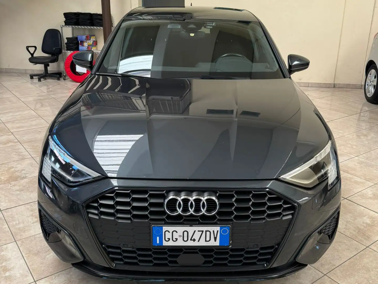 Audi A3 A3 IV 2020 Sportback Sportback 30 1.5 g-tron Noir - 1
