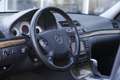 Mercedes-Benz E 200 K. Avantgarde Aut.*NL-Auto*Youngtimer*Half Leder/N Noir - thumbnail 17