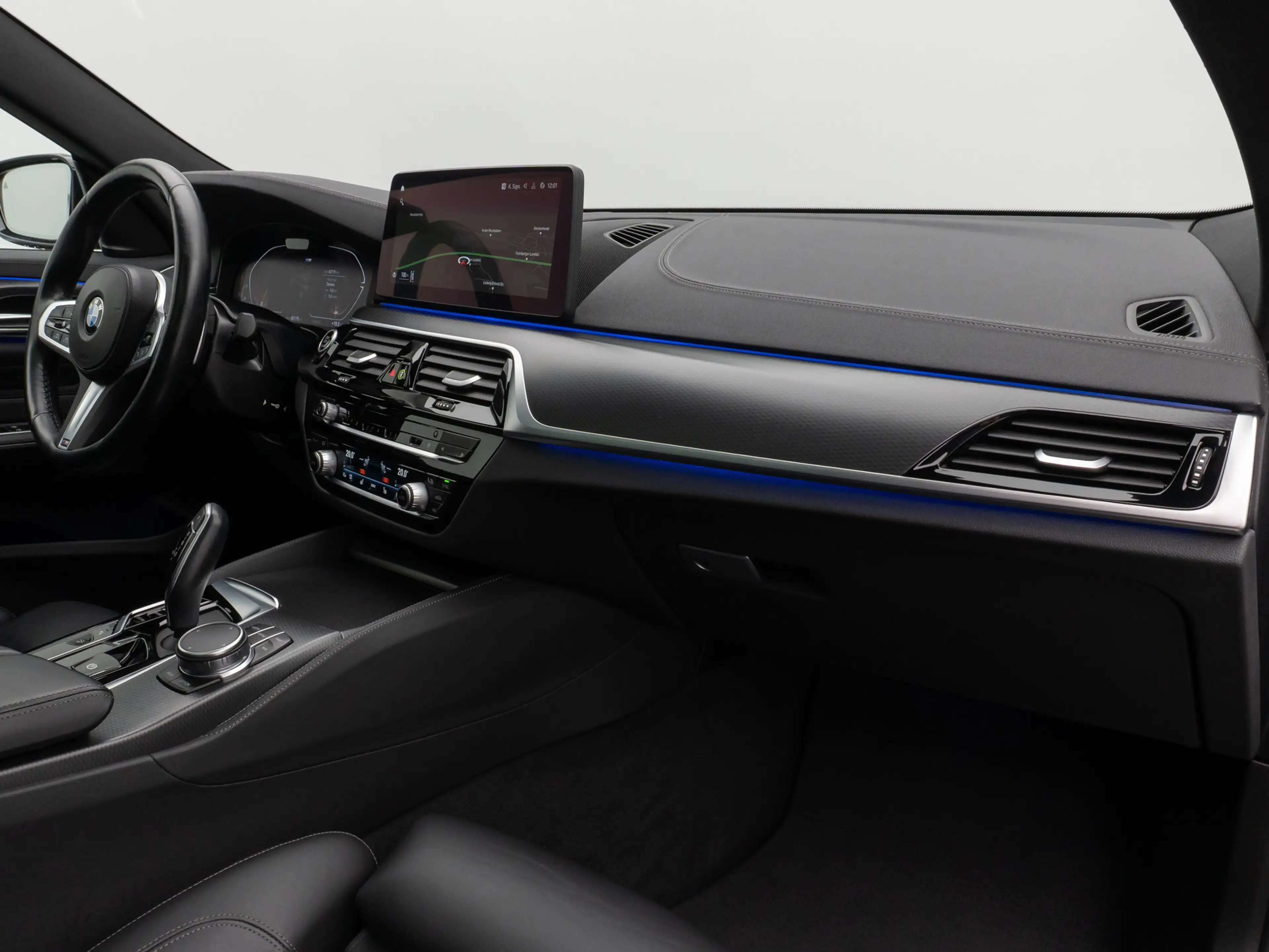 BMW 640 xD MSport Pano Laser HUD 20Zoll — photo 23