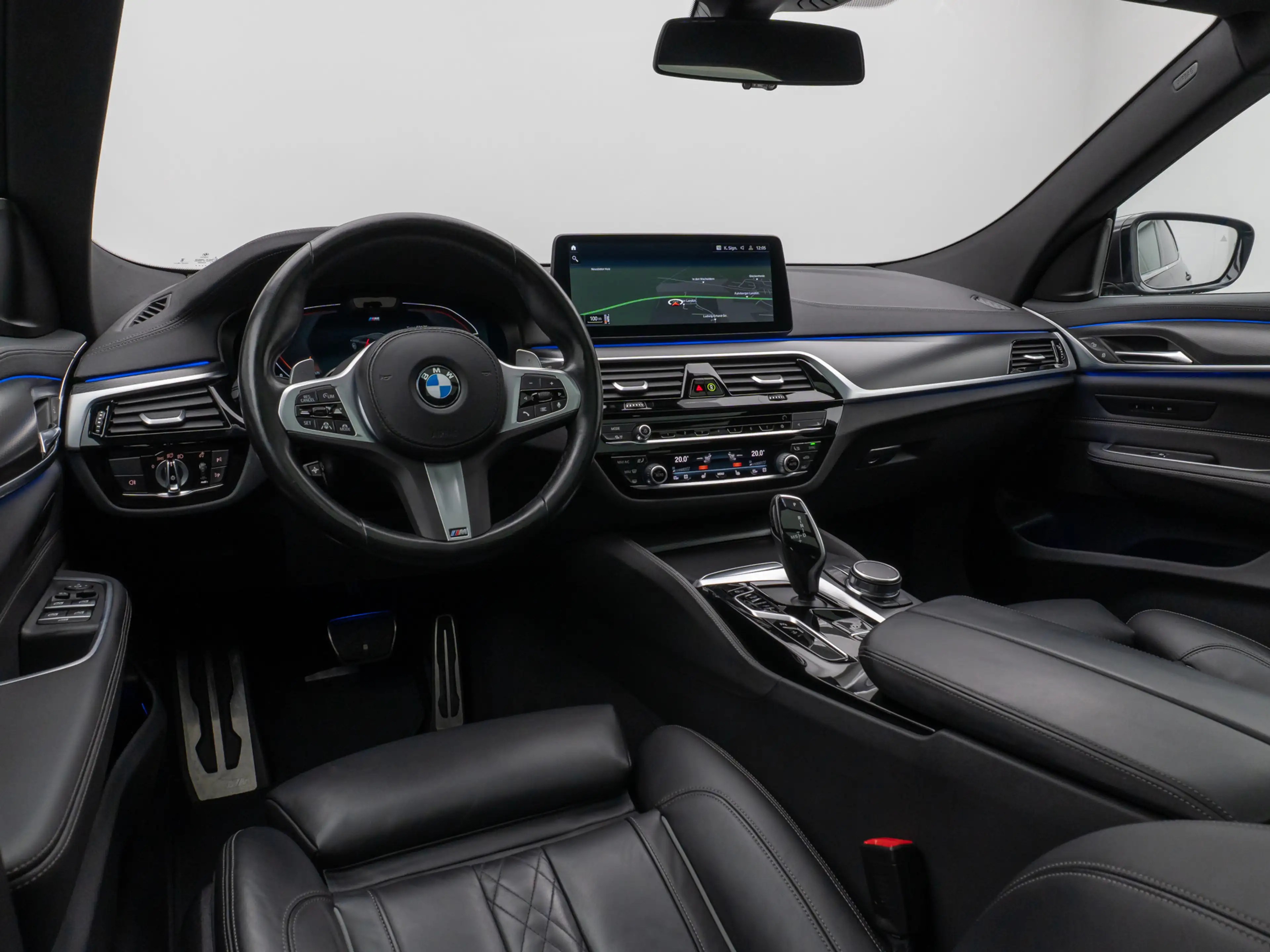 BMW 640 xD MSport Pano Laser HUD 20Zoll — photo 39