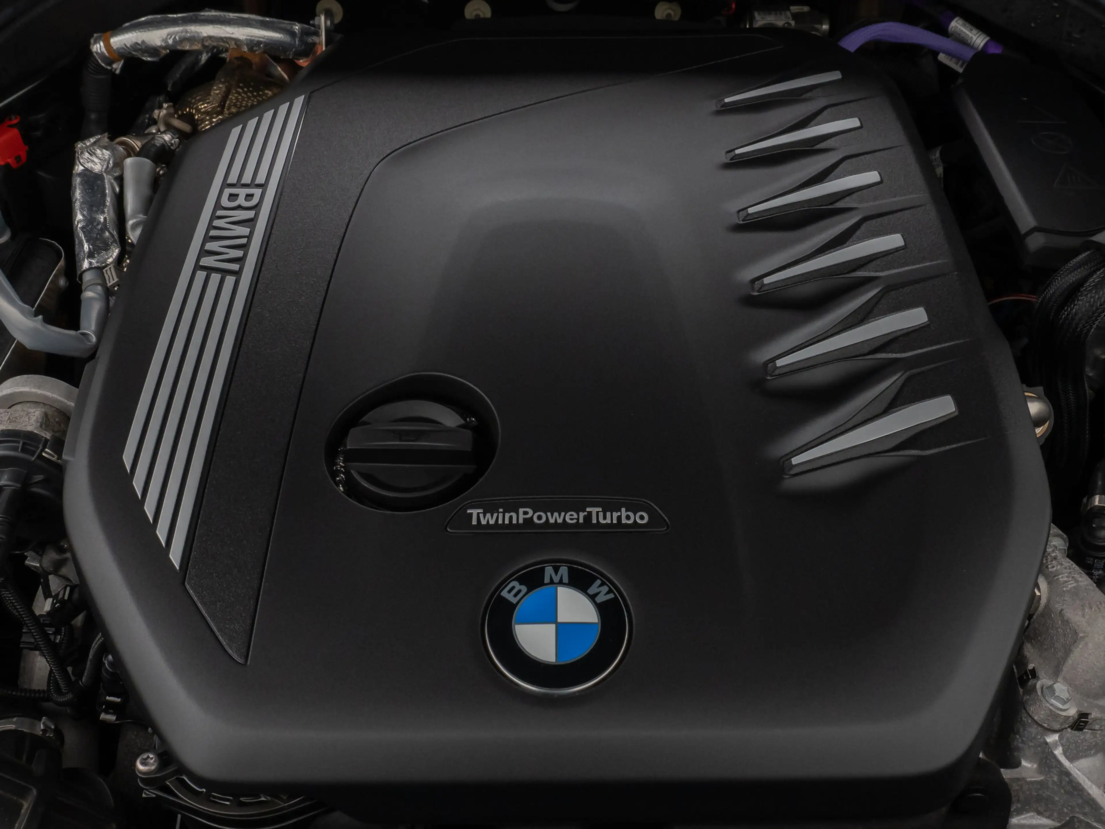 BMW 640 xD MSport Pano Laser HUD 20Zoll — photo 18