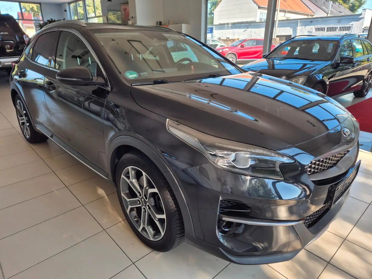 Kia XCeed Platinum Edition Schwarz - 2
