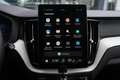 Volvo XC60 2.0 T6 Plug-in hybrid AWD Plus Dark NIEUW uit voor Zilver - thumbnail 23