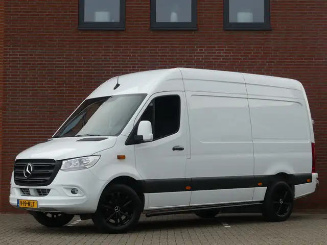 Mercedes-Benz Sprinter 317 CDI L2H2 Camera/PDC/Navigatie/Cruise control