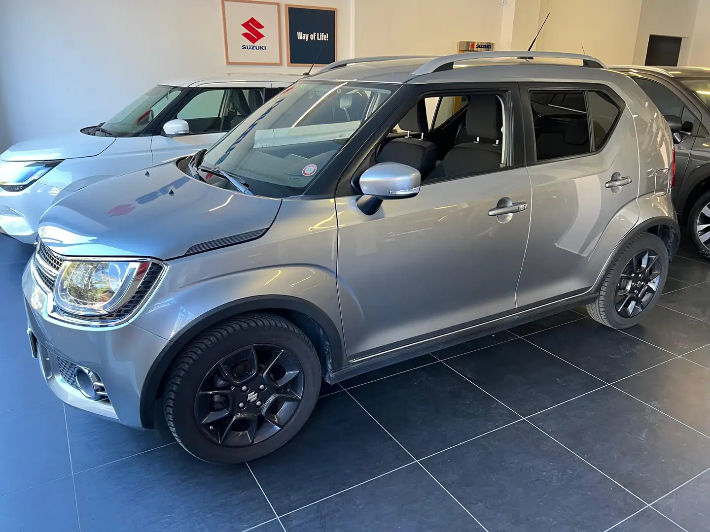 Suzuki Ignis Ignis III 2017 1.2h Top 4wd allgrip Grigio - 1