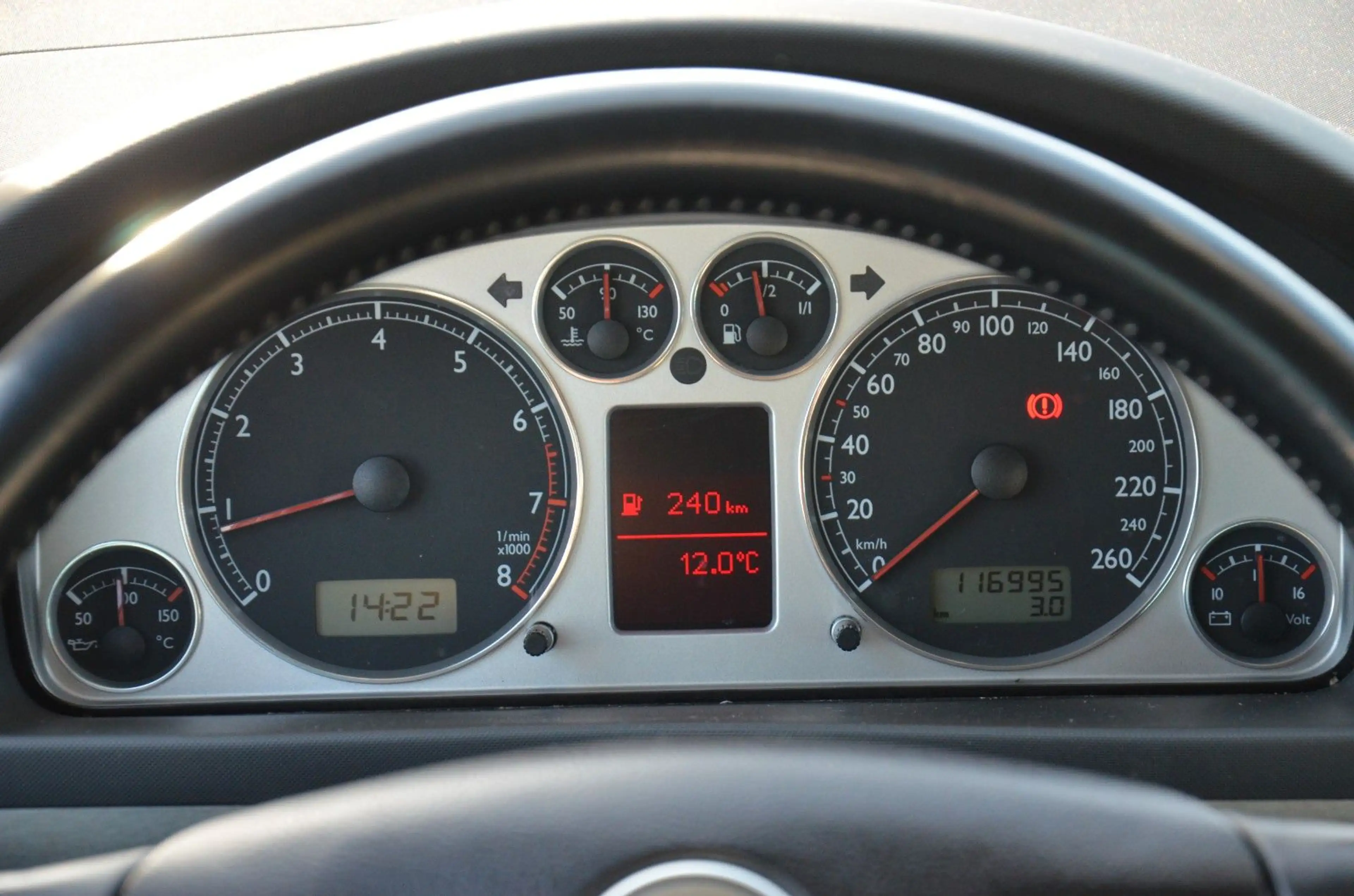 Volkswagen Sharan 2,0 Benz.*7 Sitze*NAVI*Tüv*1.Hand*TOP — photo 12