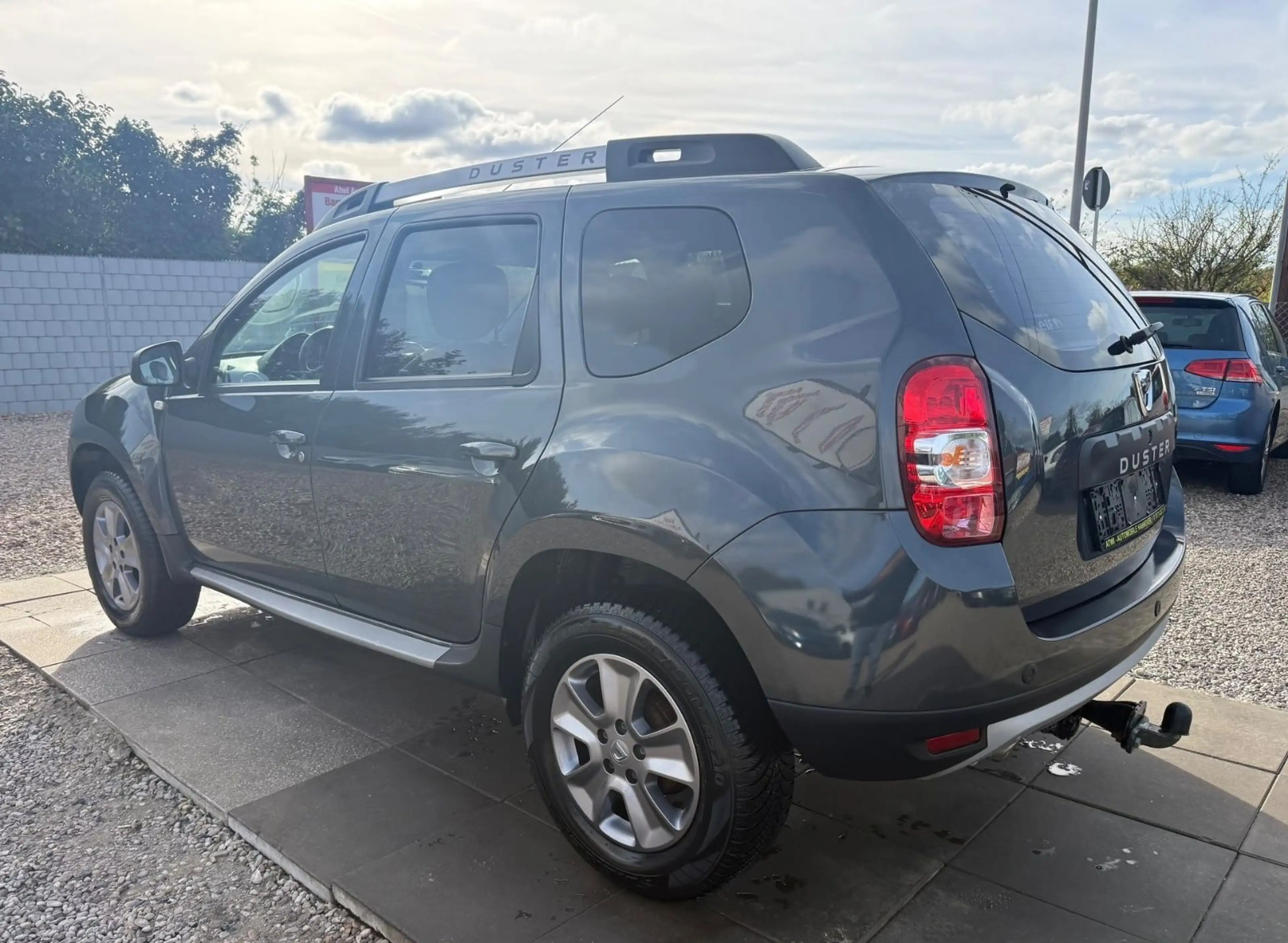 Dacia Duster 1,6 I Prestige  HU Neu Inspektion neu — photo 4