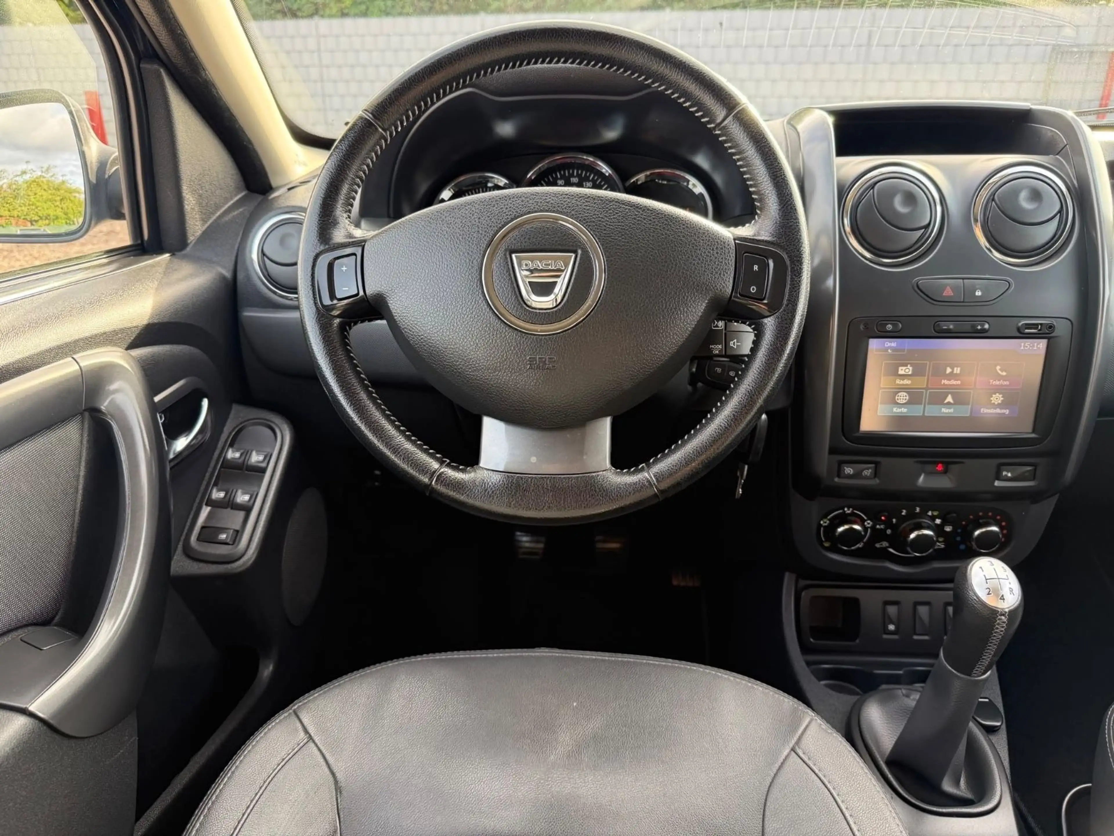 Dacia Duster 1,6 I Prestige  HU Neu Inspektion neu — photo 12