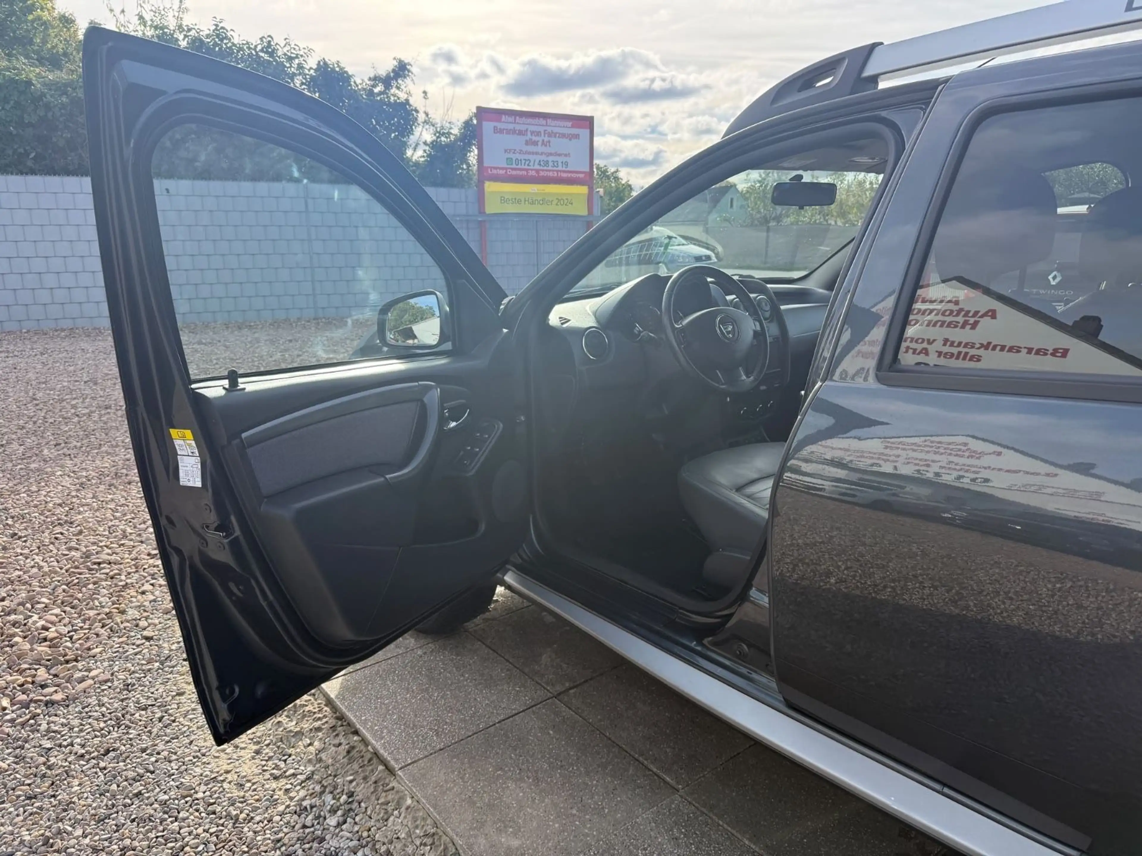 Dacia Duster 1,6 I Prestige  HU Neu Inspektion neu — photo 7