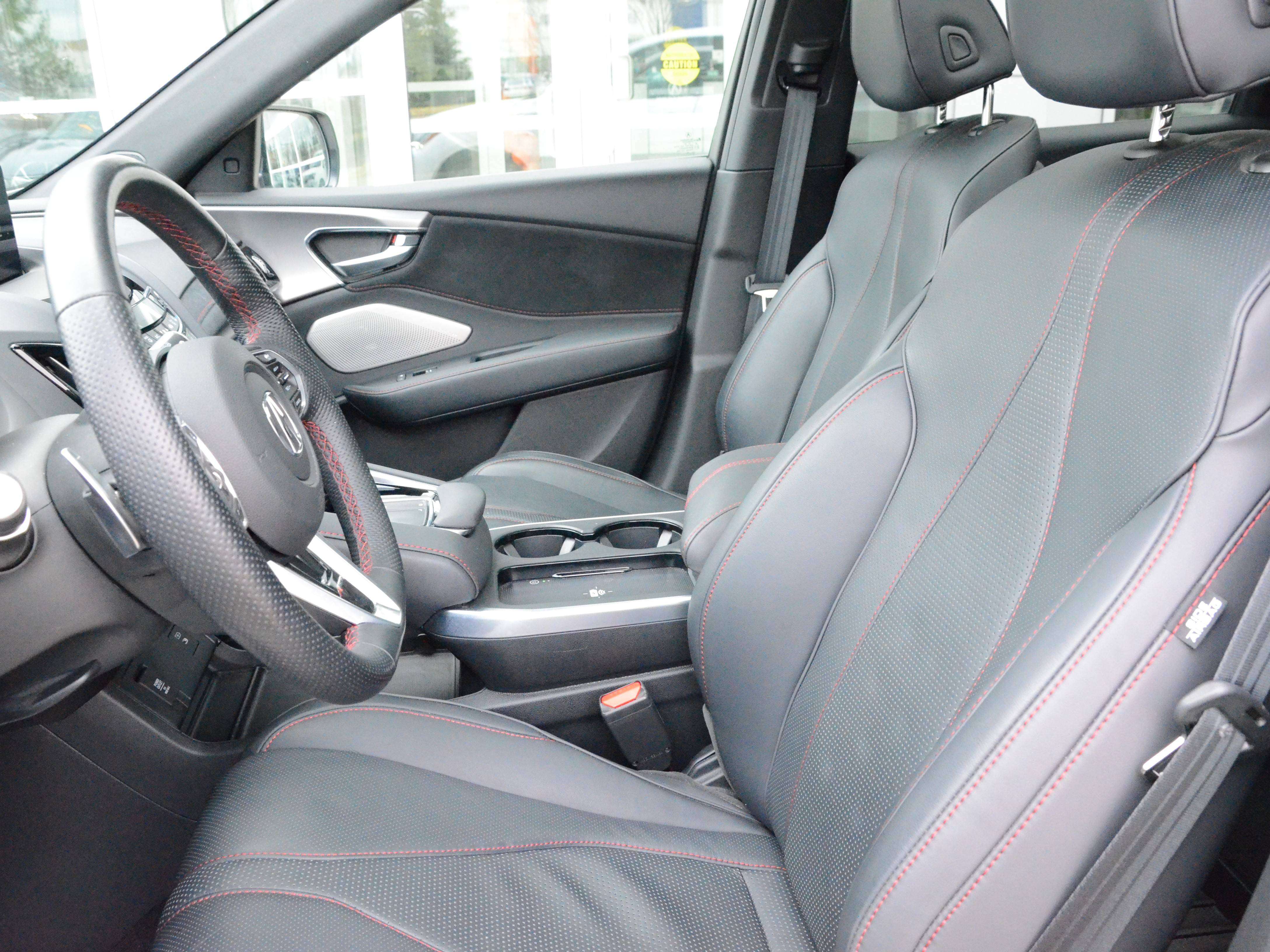 2025 Acura RDX