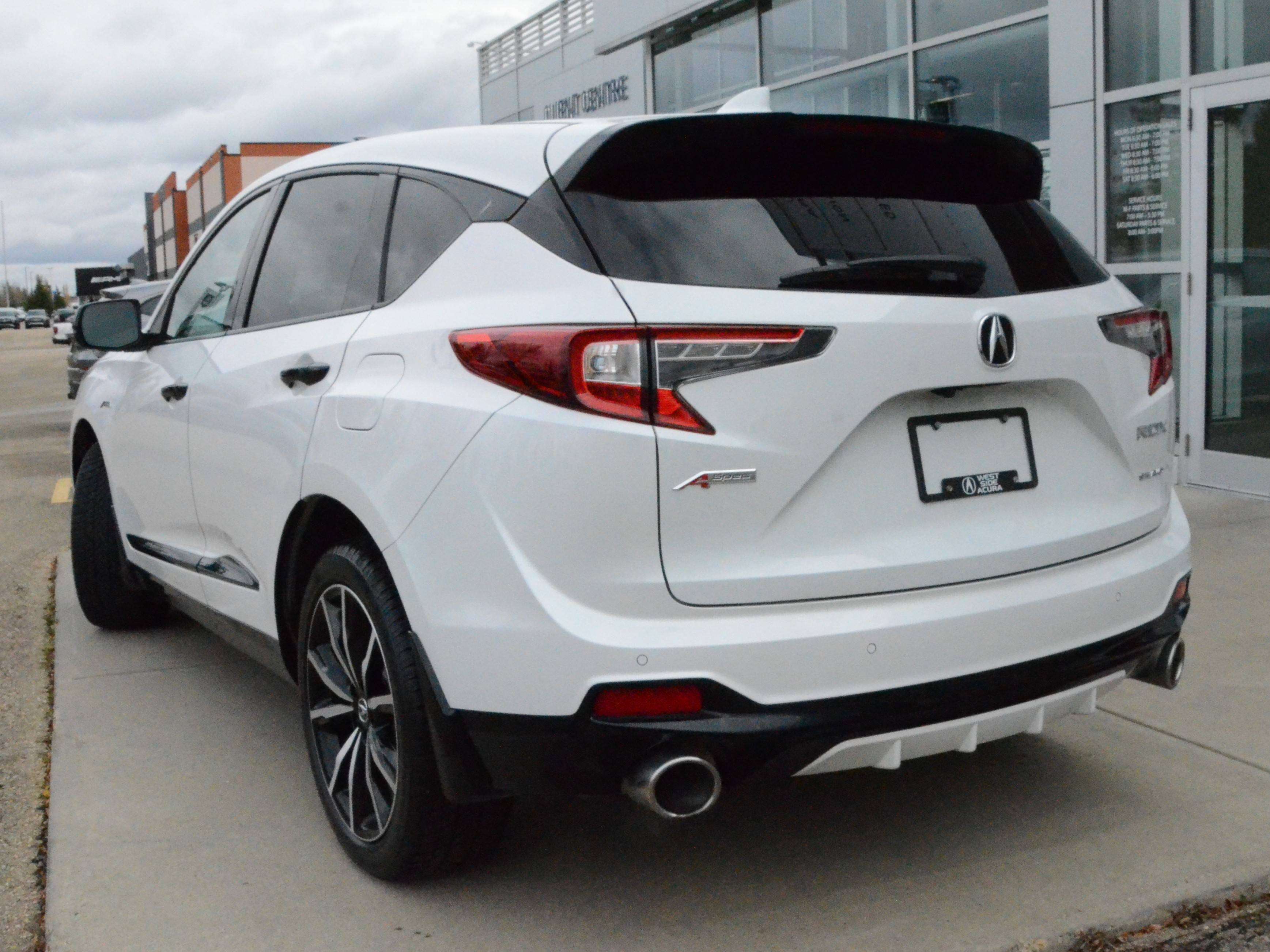 2025 Acura RDX