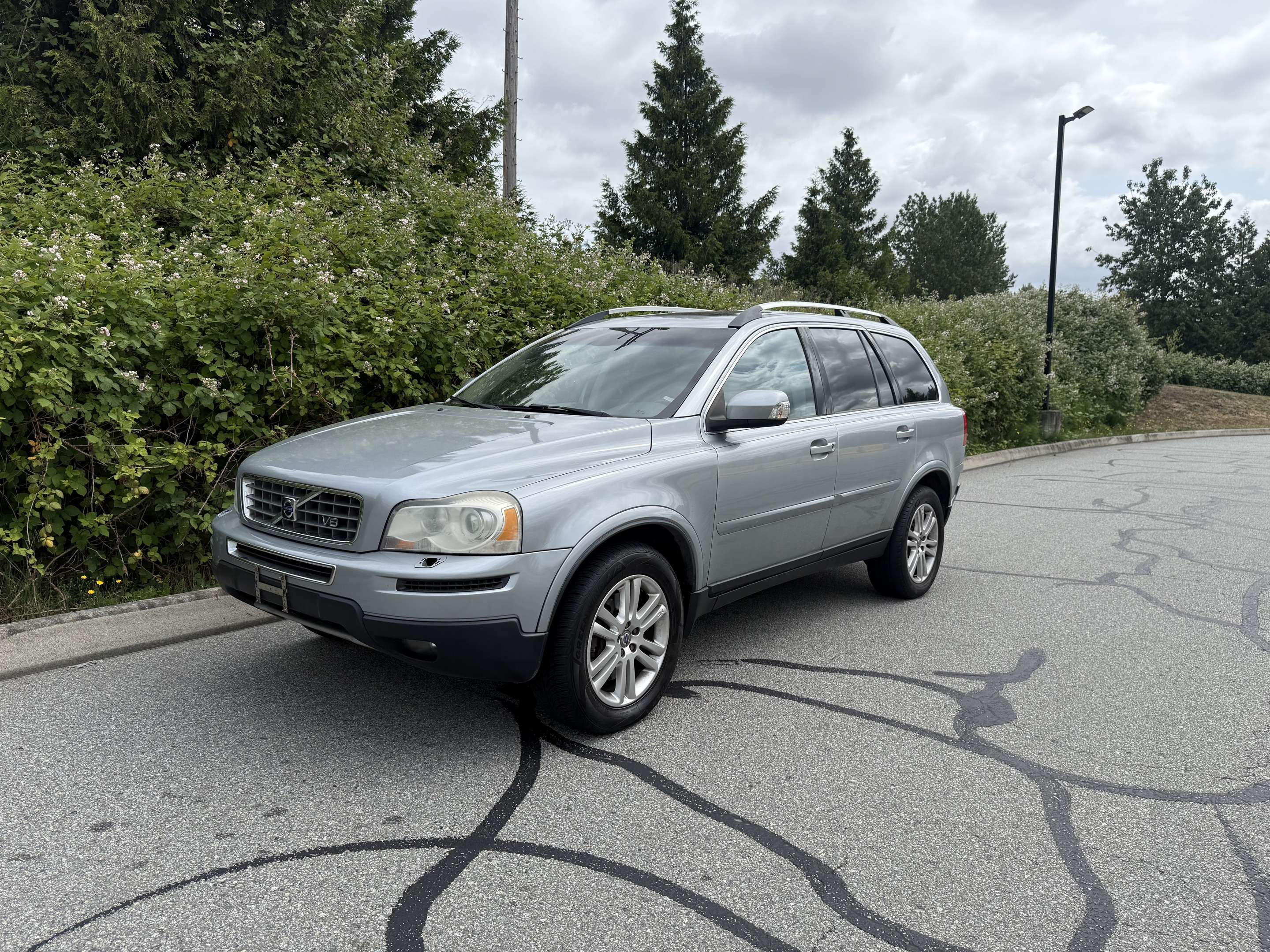 2007 Volvo XC90 AWD 4dr V8 alt 2