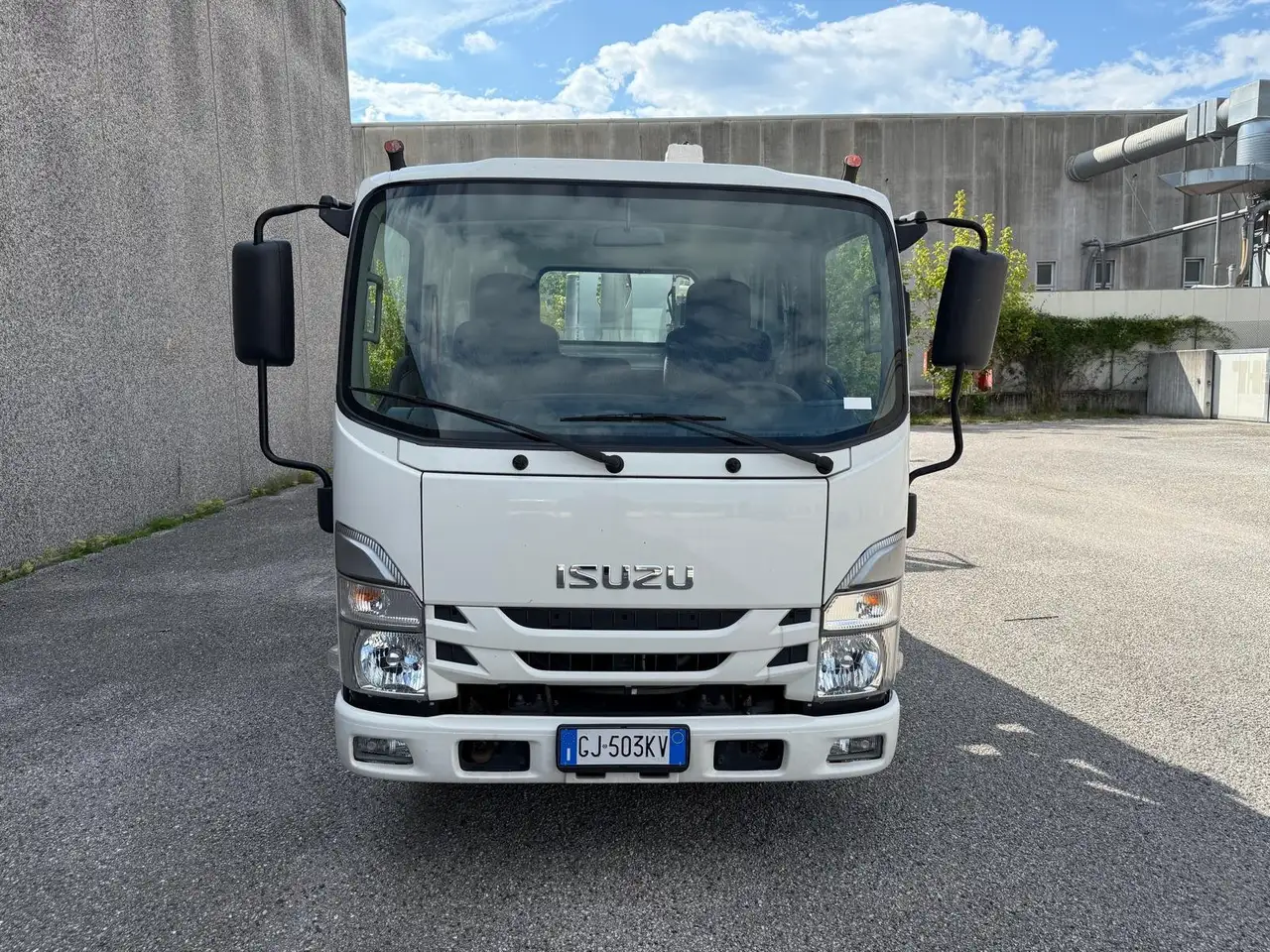 Isuzu Model not specified 2022