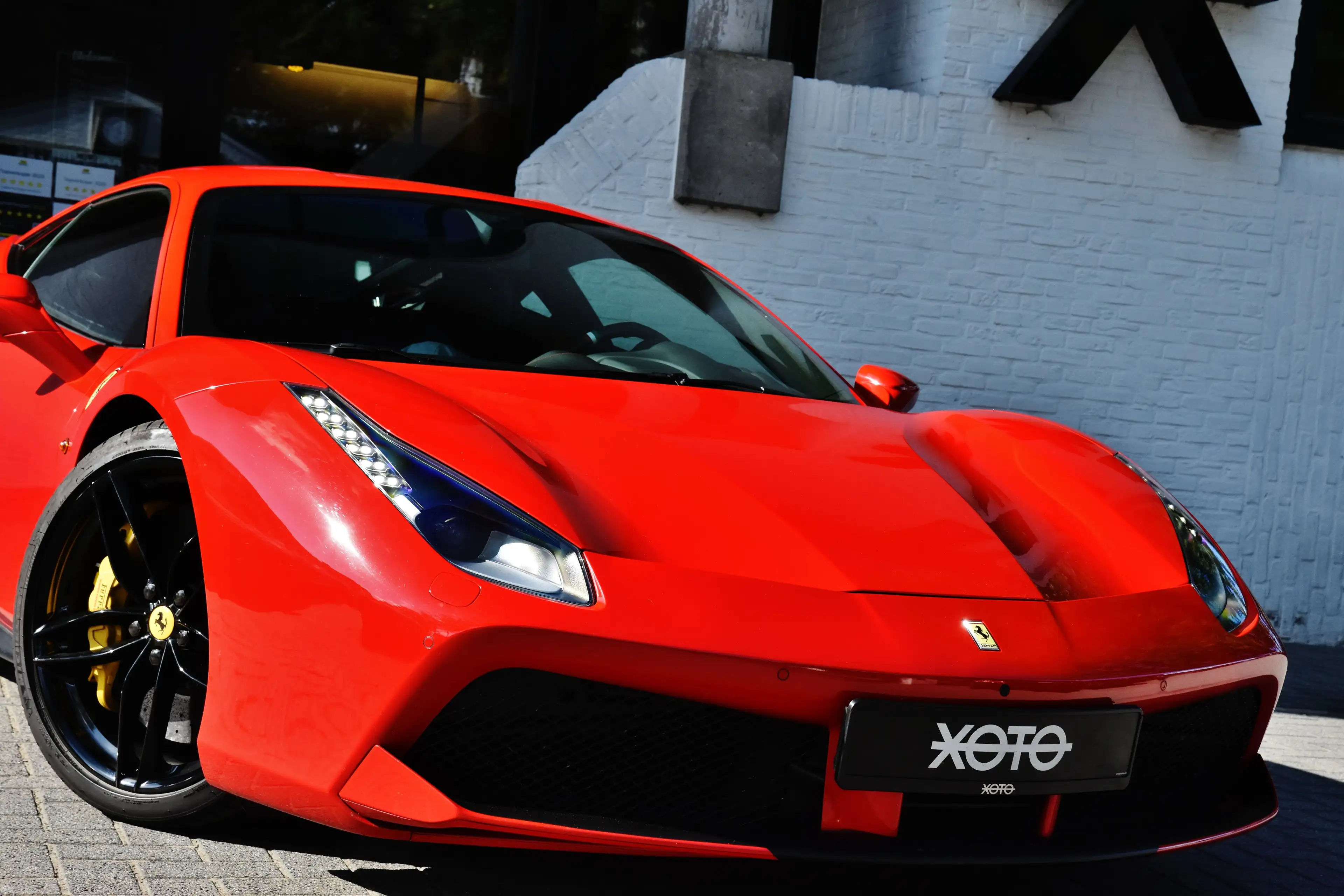 Ferrari 488 GTB ** SPORT EXHAUST / LIFT / CARBON *** — photo 9