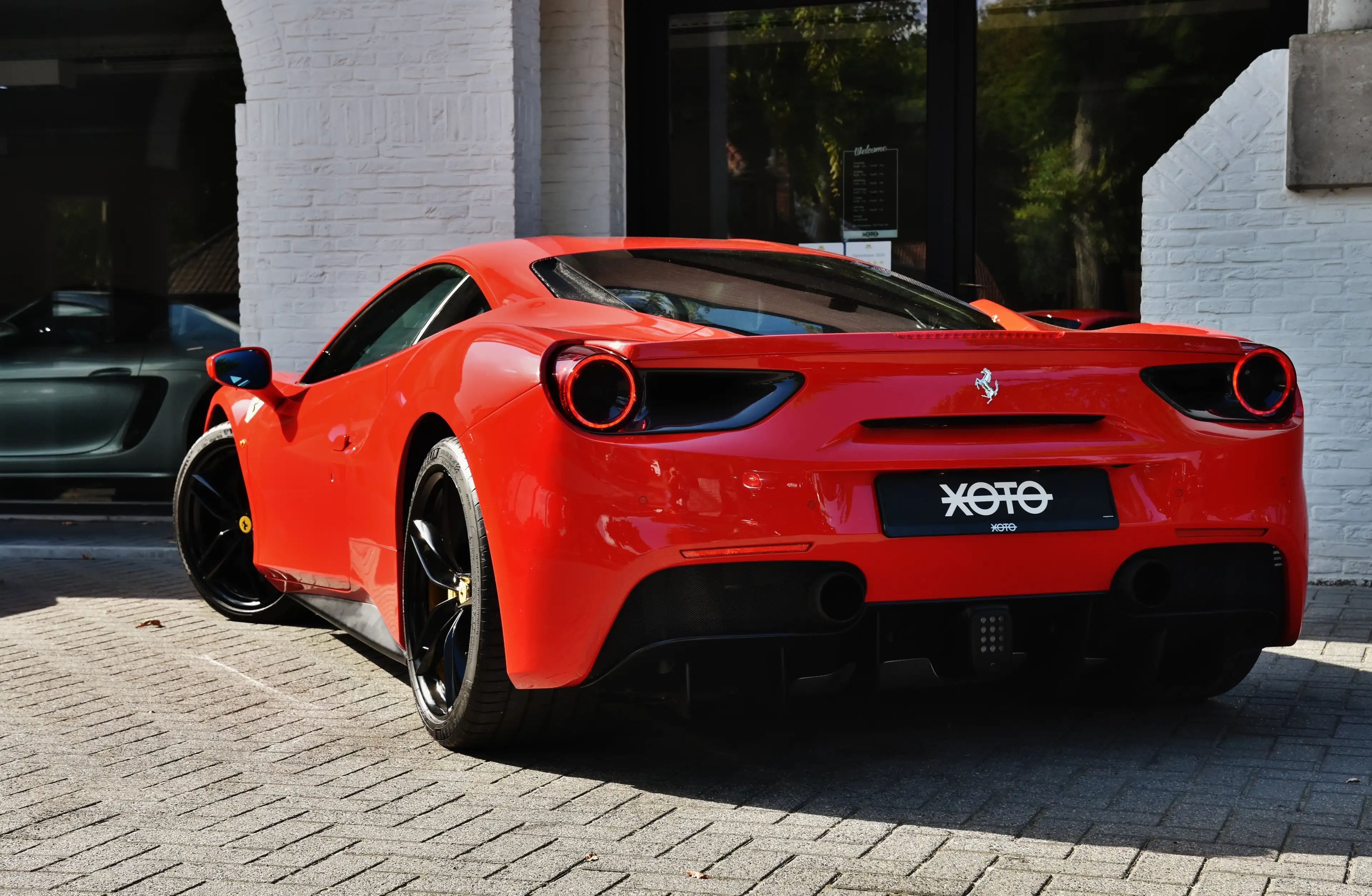 Ferrari 488 GTB ** SPORT EXHAUST / LIFT / CARBON *** — photo 15