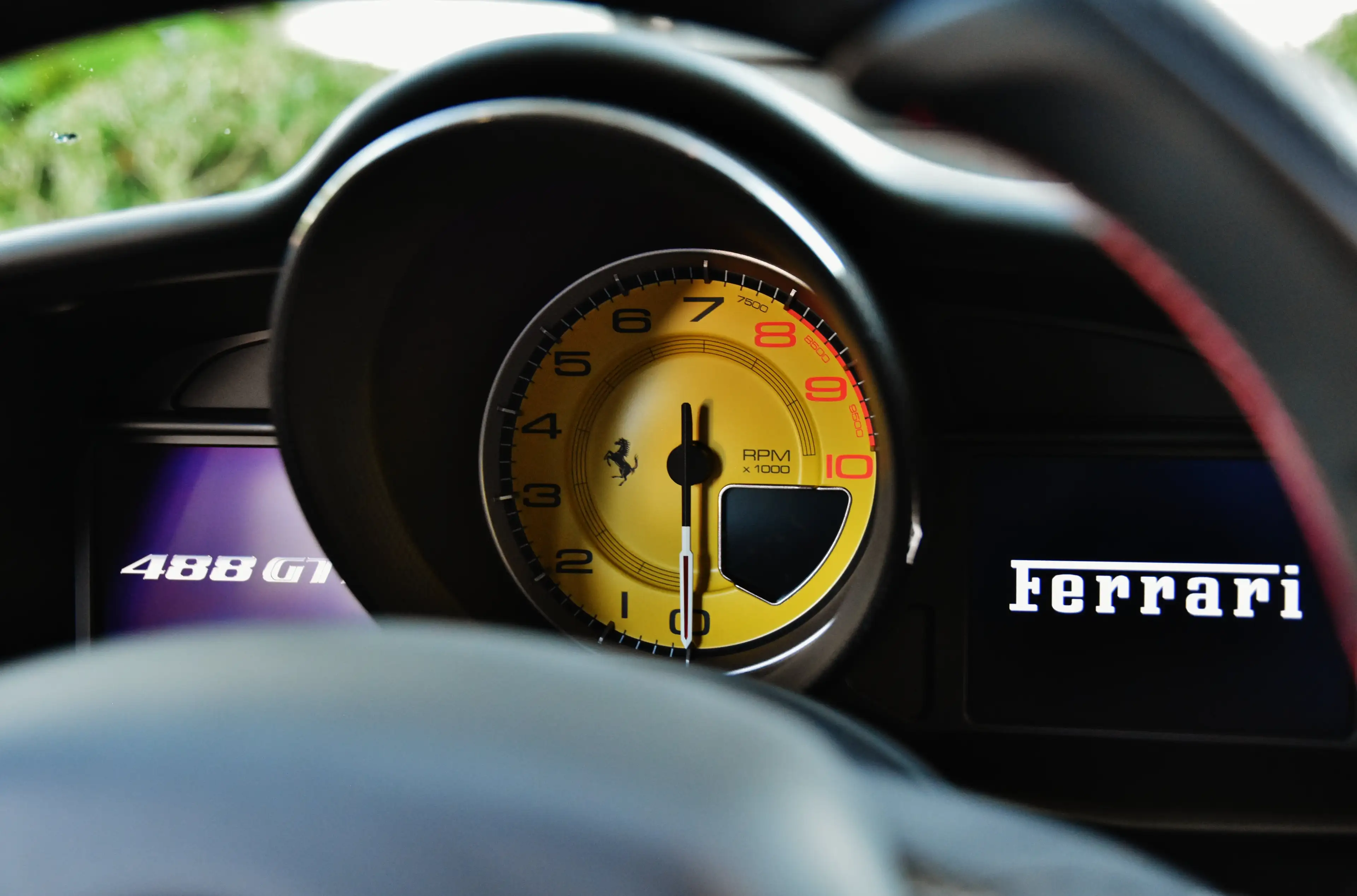 Ferrari 488 GTB ** SPORT EXHAUST / LIFT / CARBON *** — photo 14