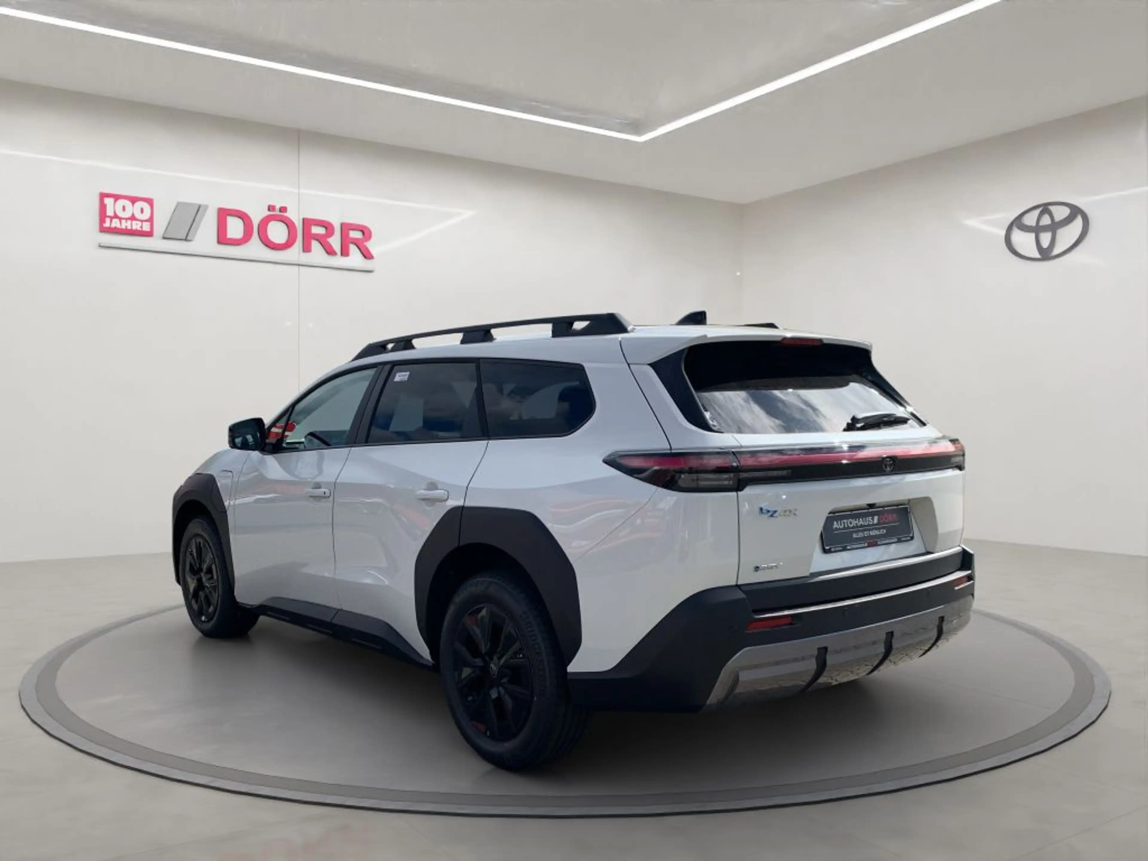 Toyota bZ4X AWD Touring Teamplayer — photo 3