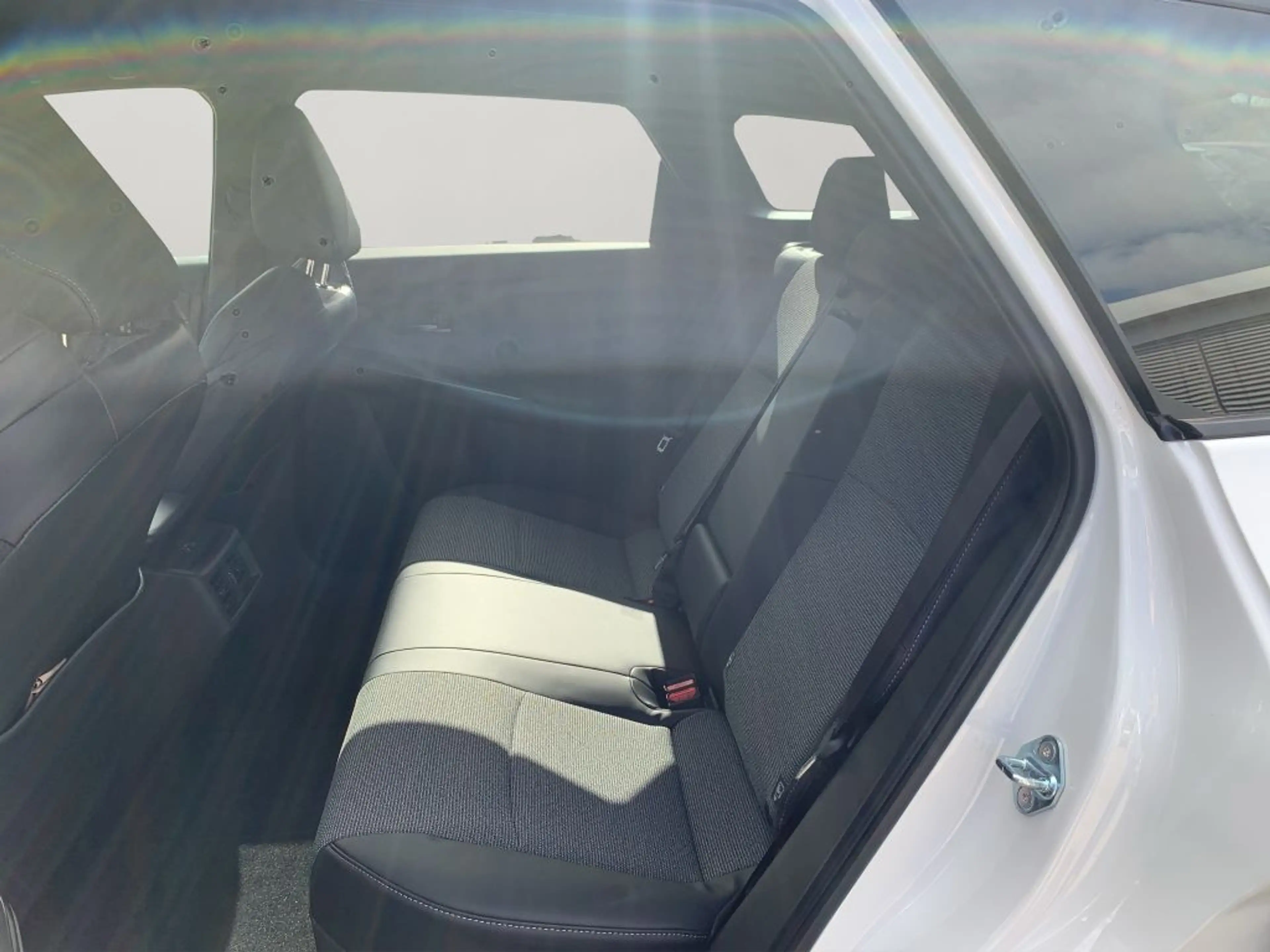 Toyota bZ4X AWD Touring Teamplayer — photo 14