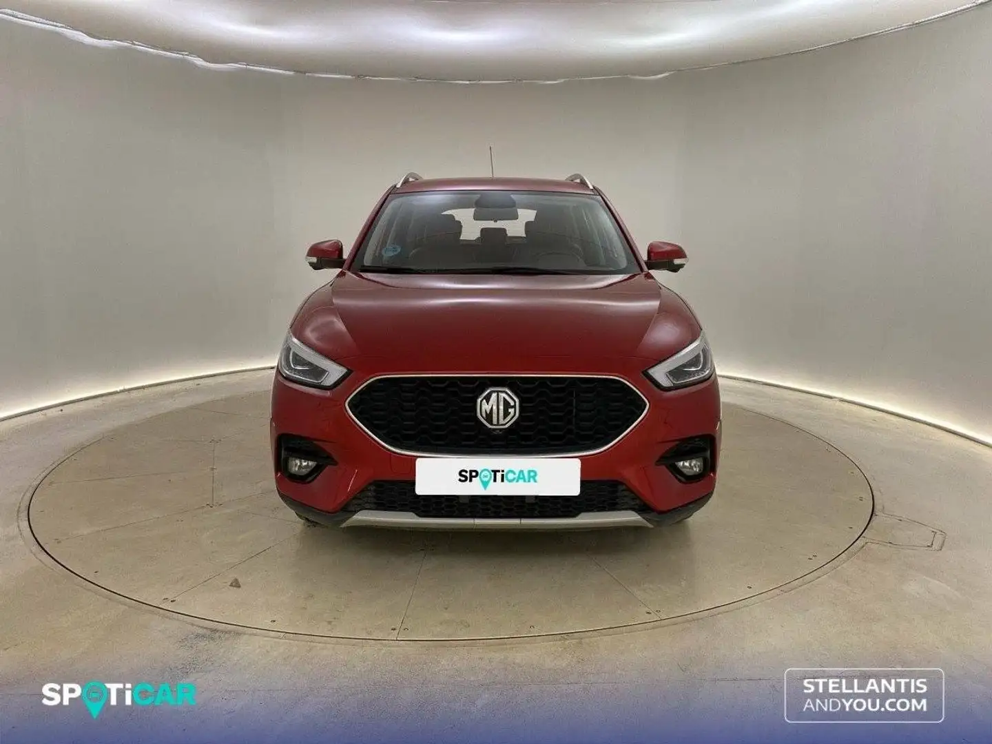 MG ZS 1.5 Luxury Rojo - 2