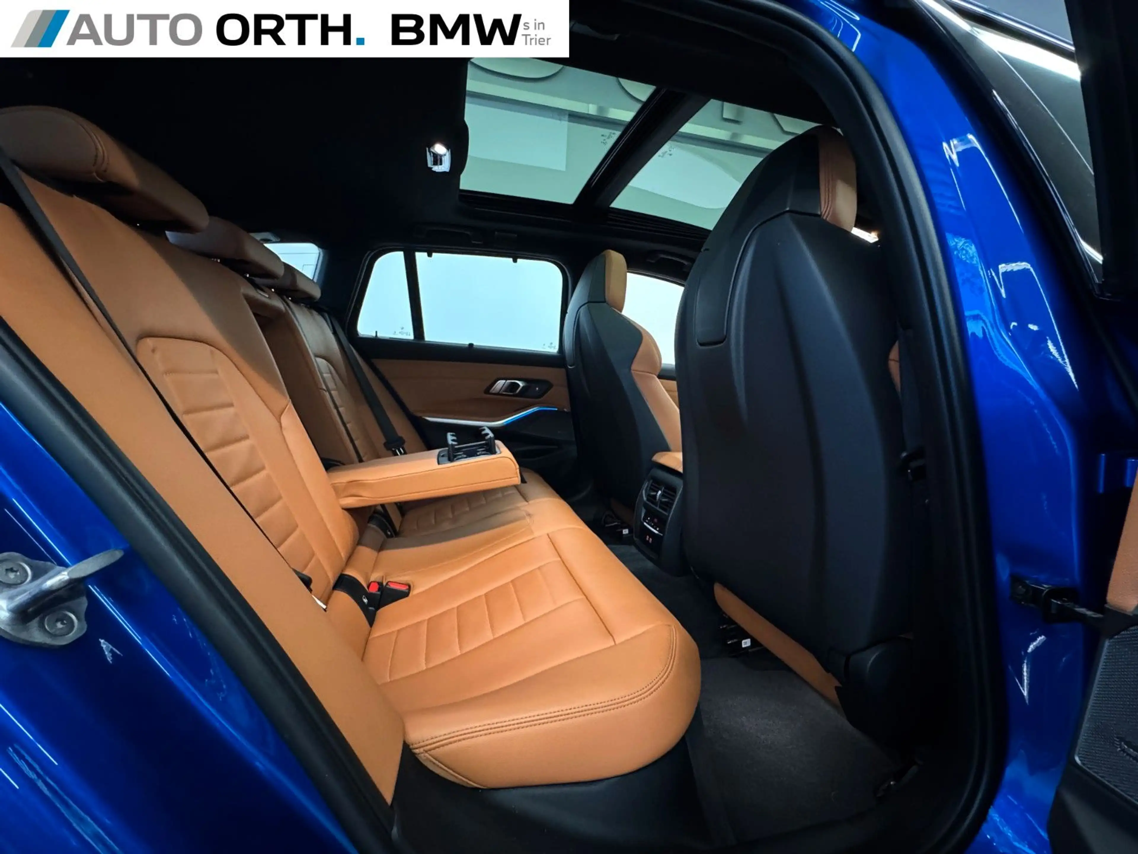 BMW 340 xDrive Touring LC-PROF HUD PANO ACC 360° — photo 15