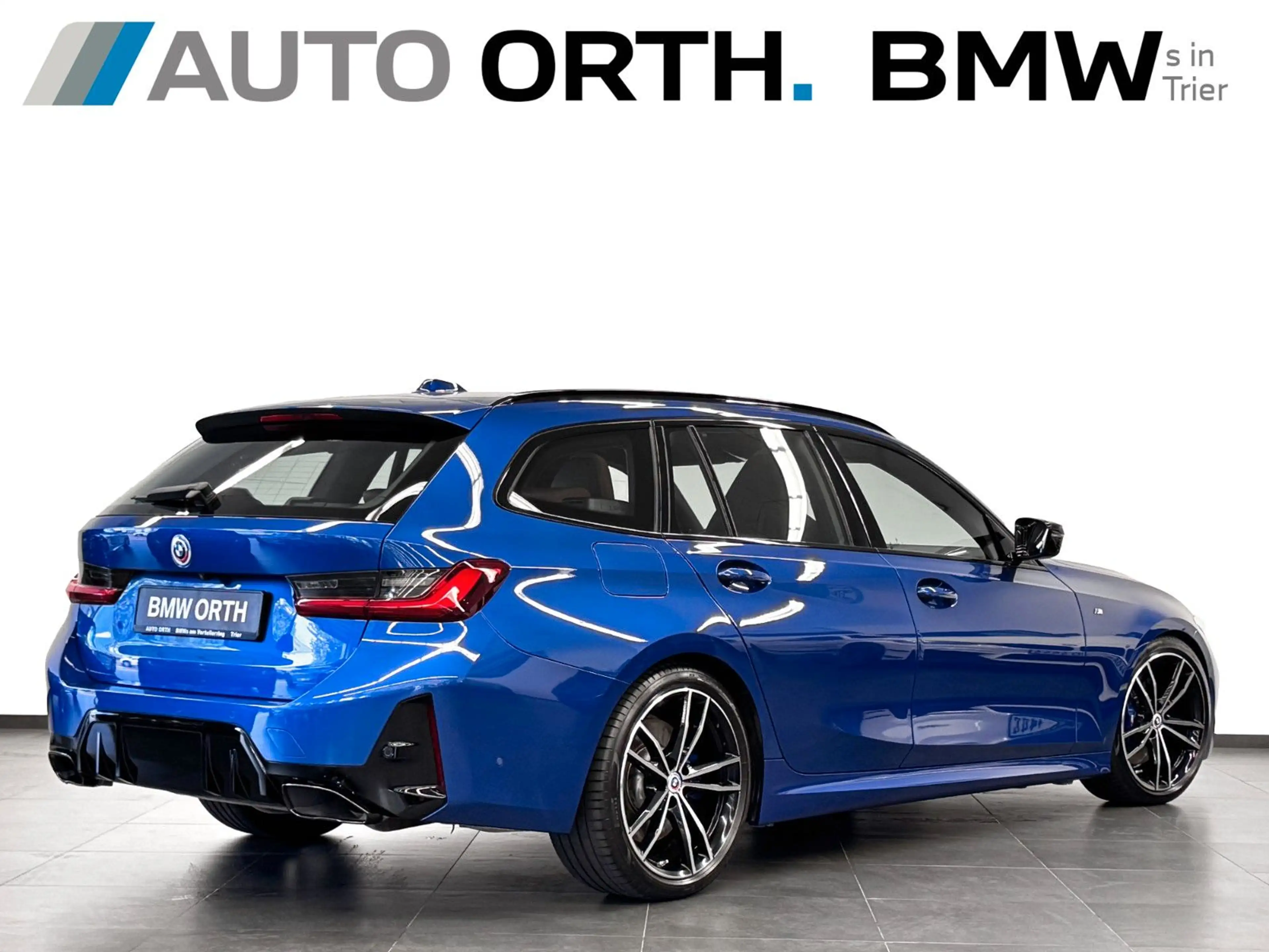 BMW 340 xDrive Touring LC-PROF HUD PANO ACC 360° — photo 2