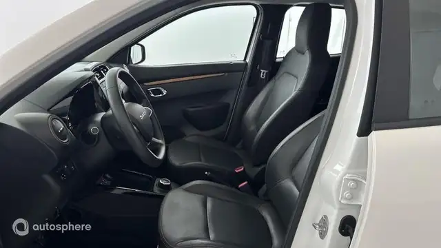 Dacia Spring view 12