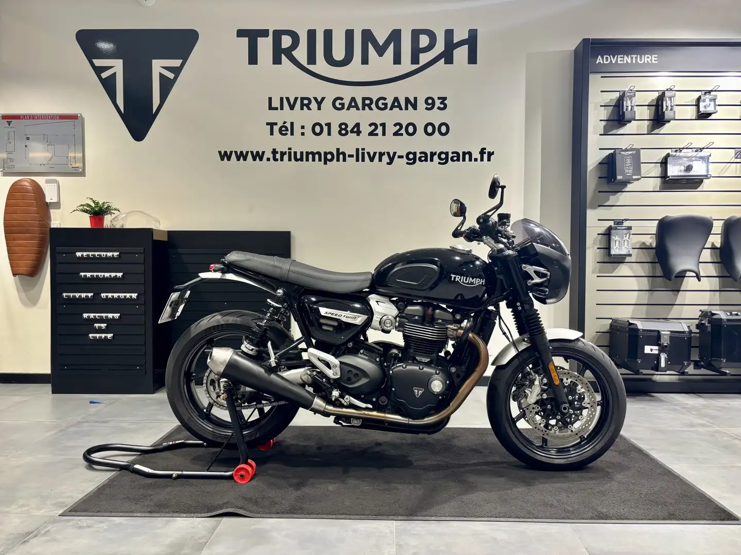 Triumph Speed Twin Noir - 2