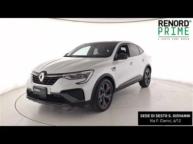 Renault Arkana 1.6 E-Tech full hybrid R.S. Line Fast Track 145cv