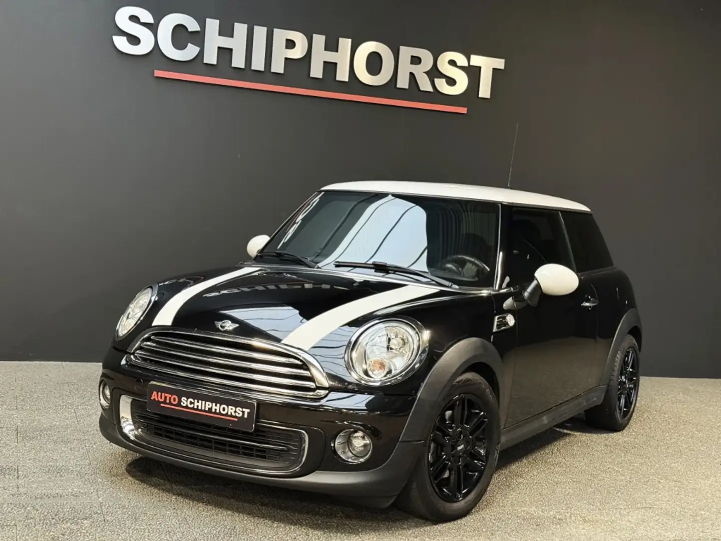 MINI Cooper 1.6 chili airco navi zomer/winter set banden Schwarz - 1