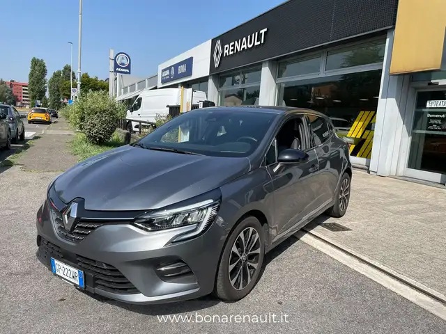 2023 Renault Clio in Grey for sale