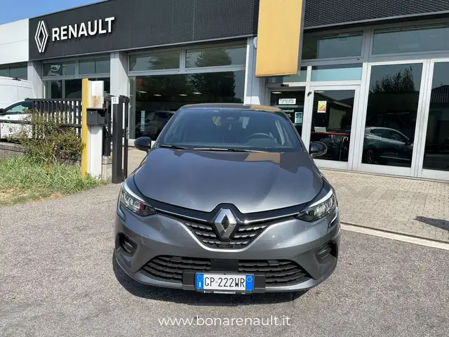 Renault Clio view 3