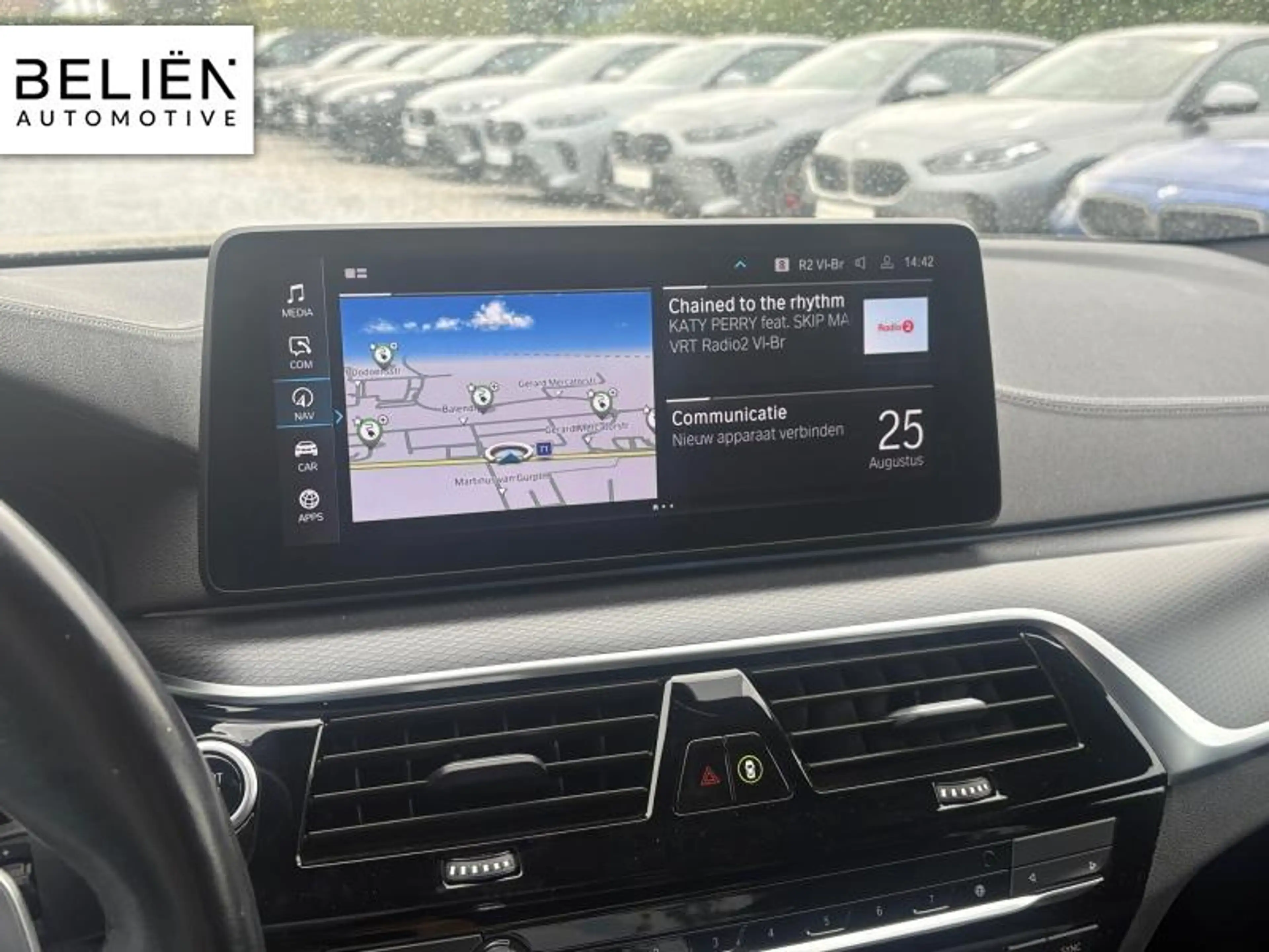 BMW 545 Berline — photo 16