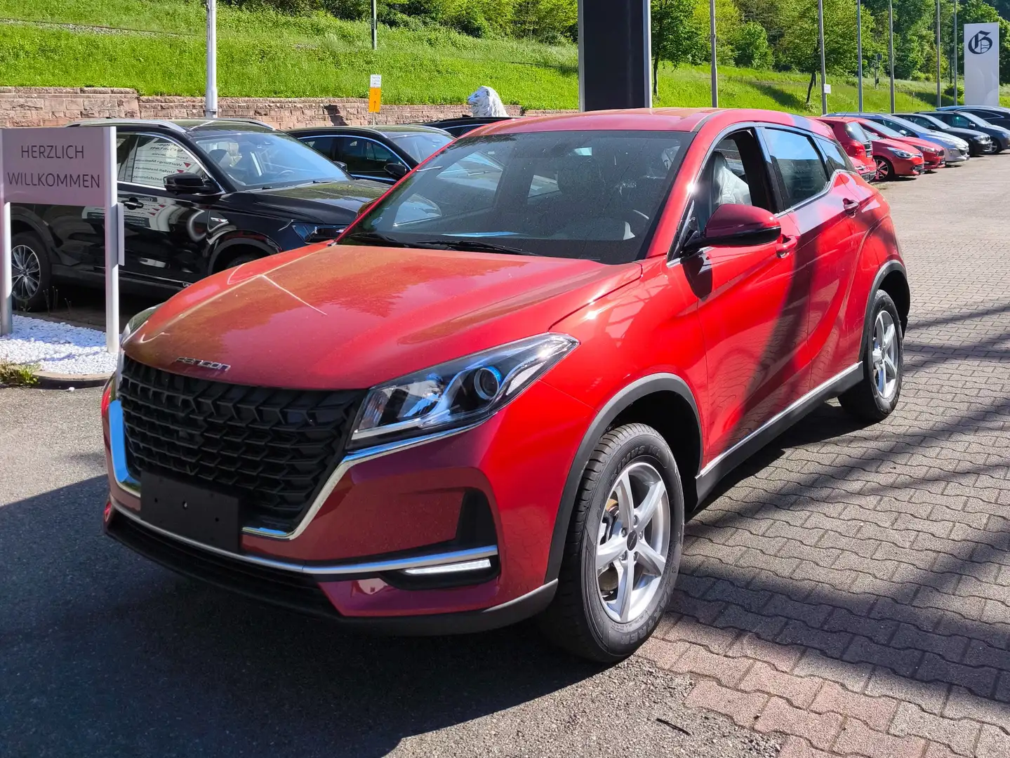 DFSK Fengon 500 Comfort 1.5 Turbo Navi ,Kamera Roşu - 1