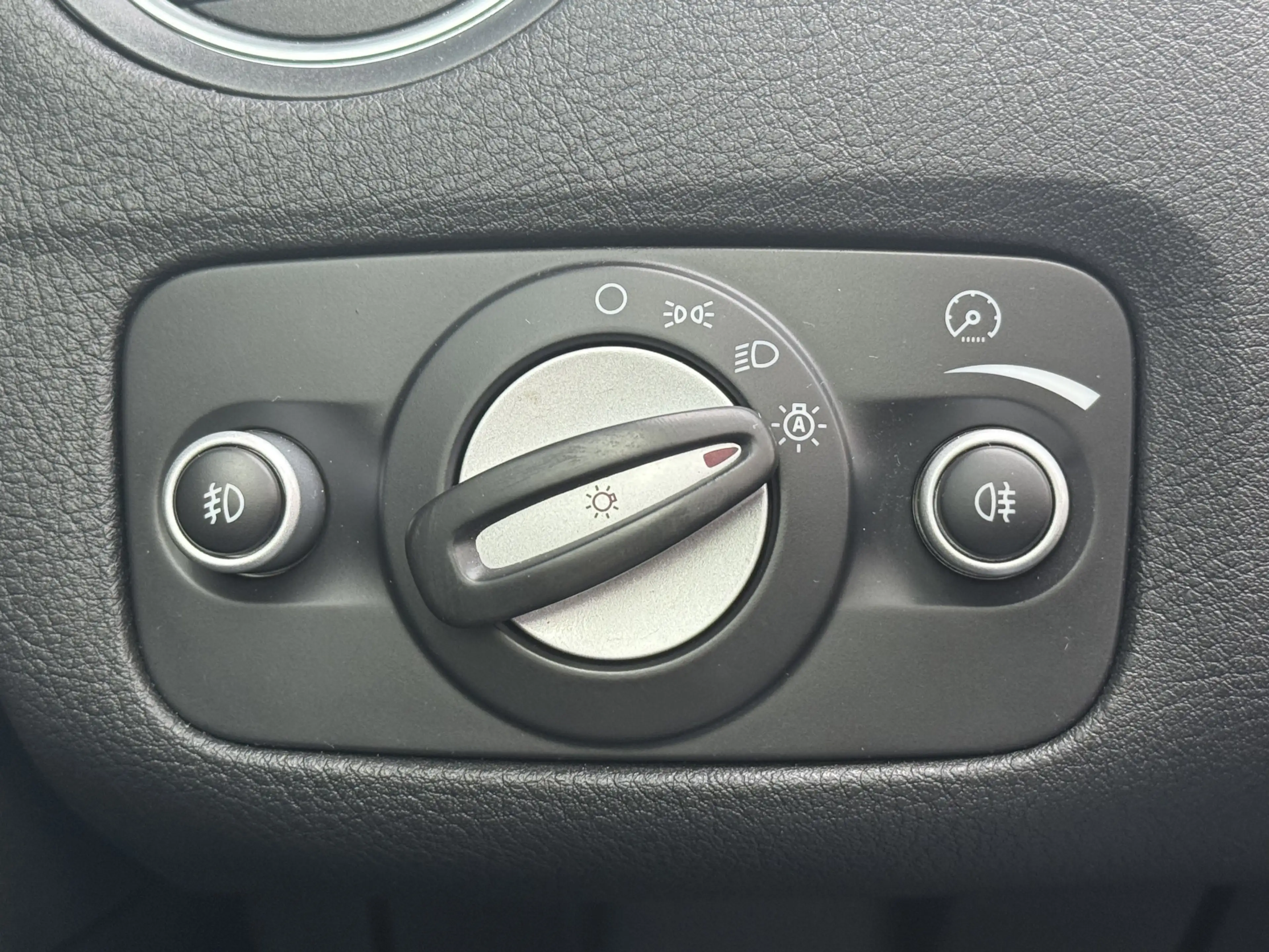 Ford Mondeo Wagon 2.0 EcoBoost Platinum — photo 10