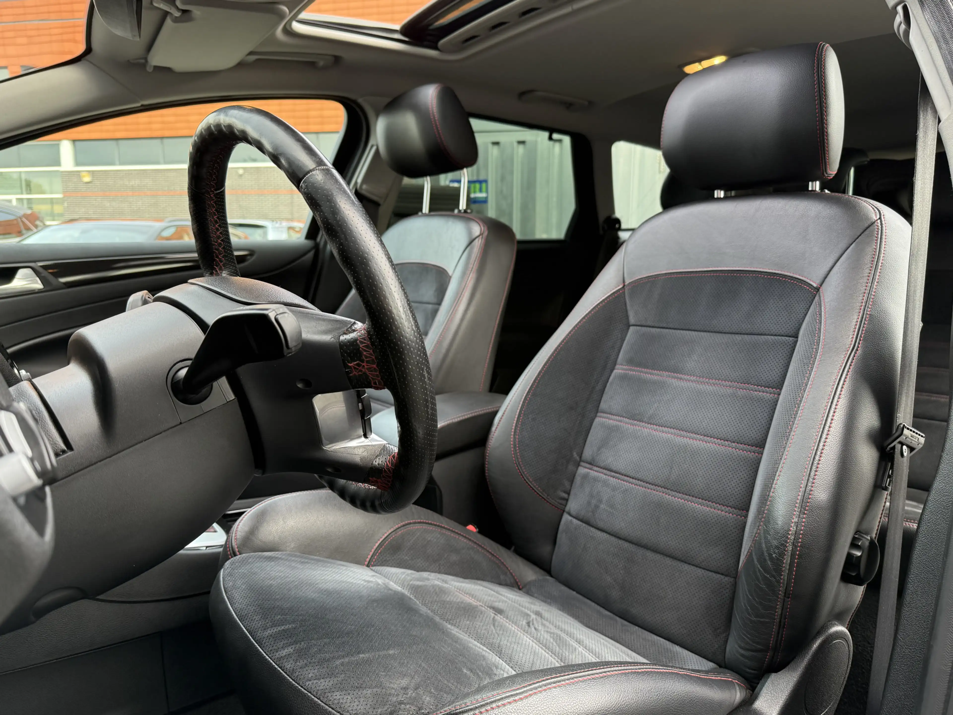 Ford Mondeo Wagon 2.0 EcoBoost Platinum — photo 5