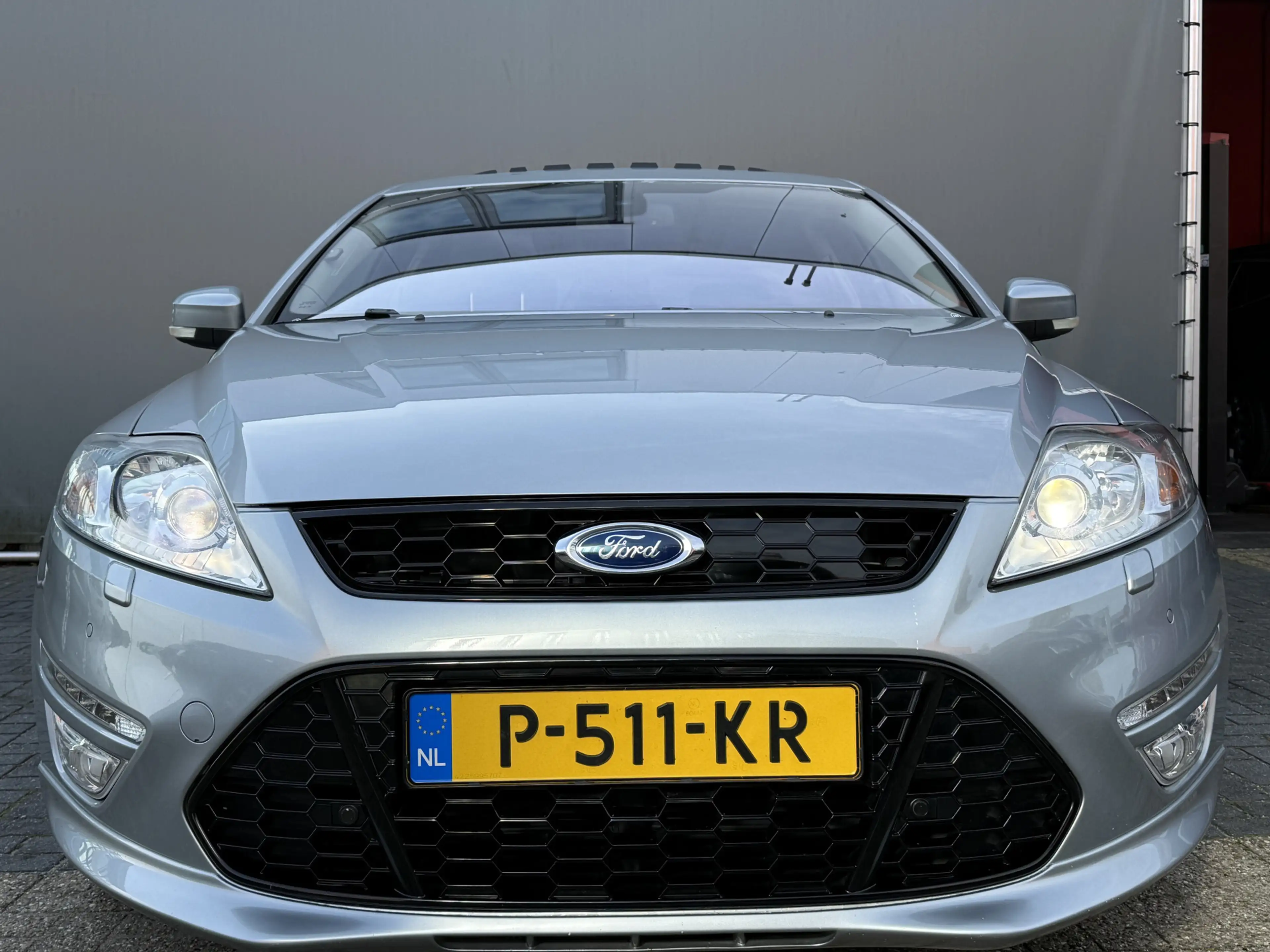 Ford Mondeo Wagon 2.0 EcoBoost Platinum — photo 28