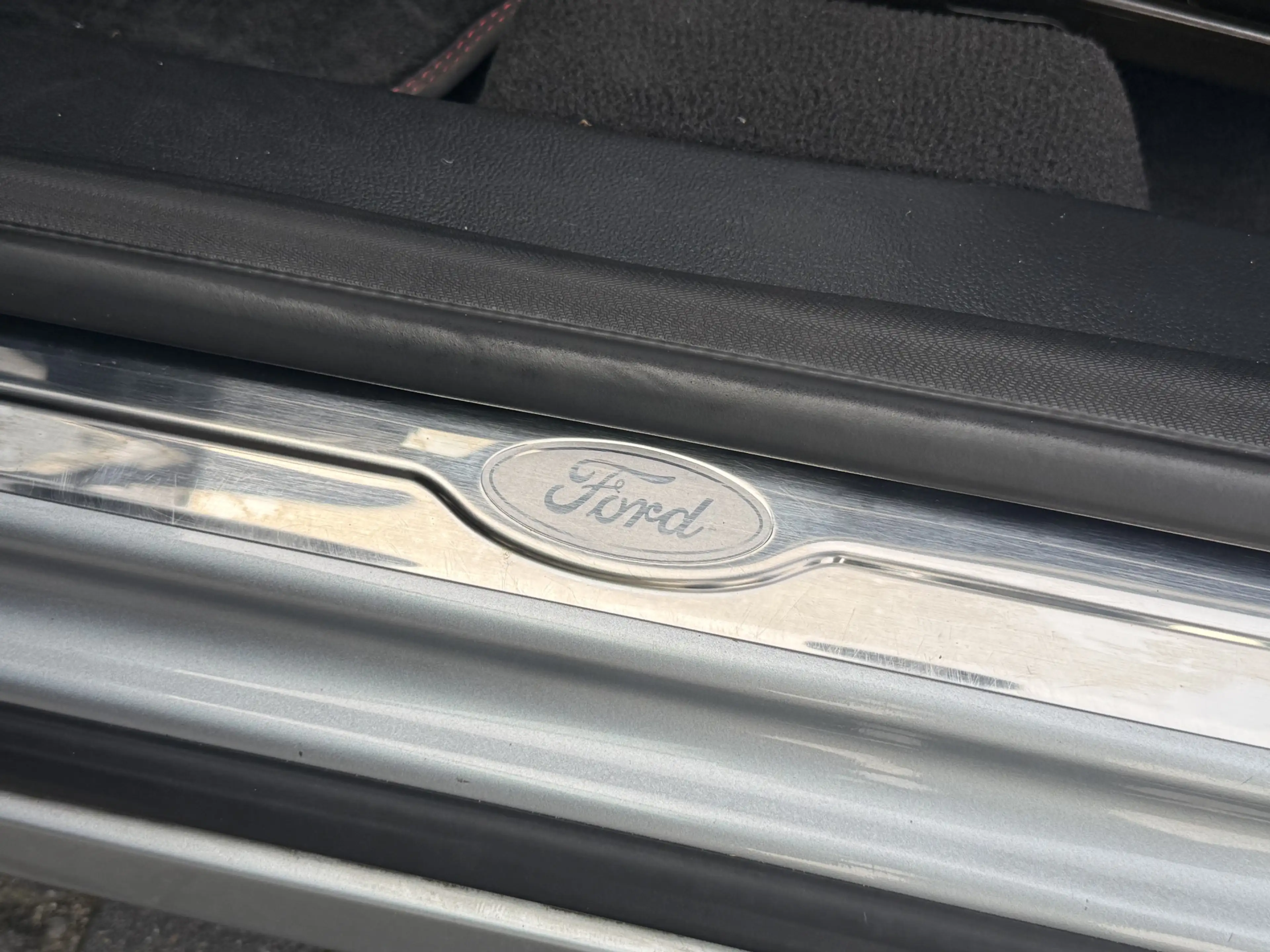 Ford Mondeo Wagon 2.0 EcoBoost Platinum — photo 45