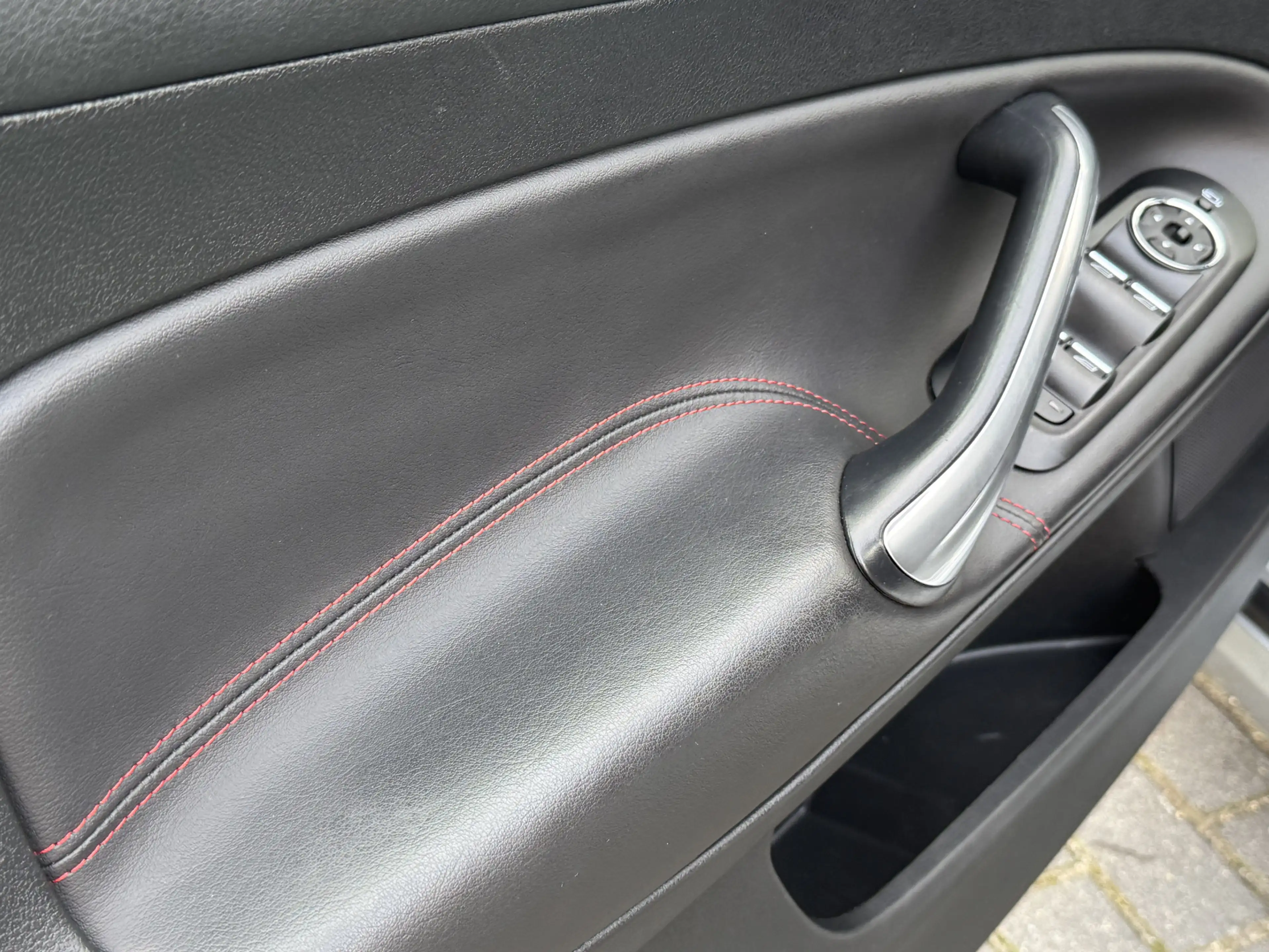 Ford Mondeo Wagon 2.0 EcoBoost Platinum — photo 46