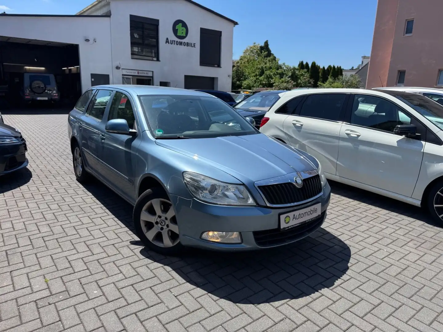 Skoda Octavia Combi Ambiente*PDC*KLIMA*TEMPO*EXPORT Blau - 1