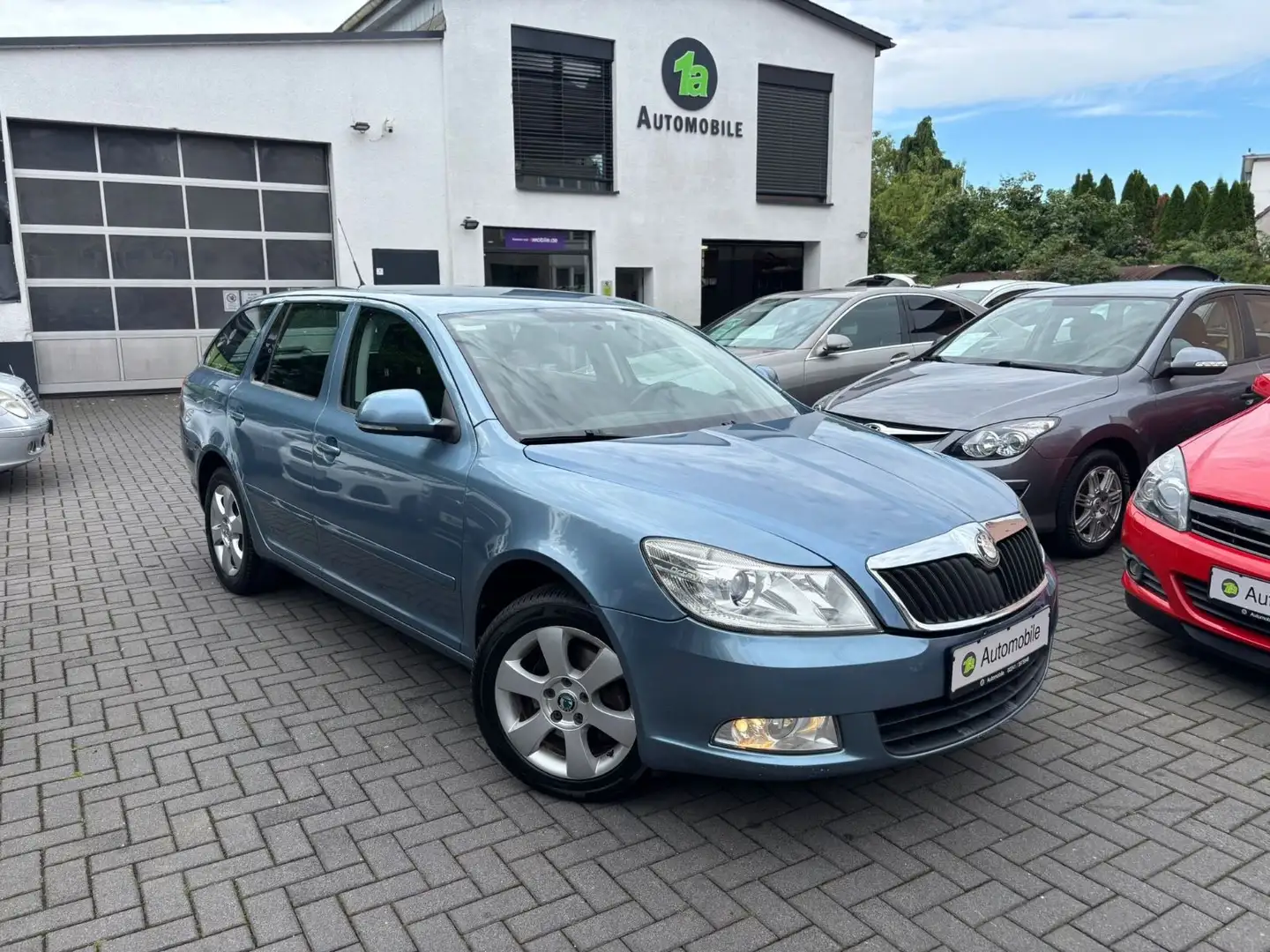 Skoda Octavia Combi Ambiente*PDC*KLIMA*TEMPO*EXPORT Niebieski - 1