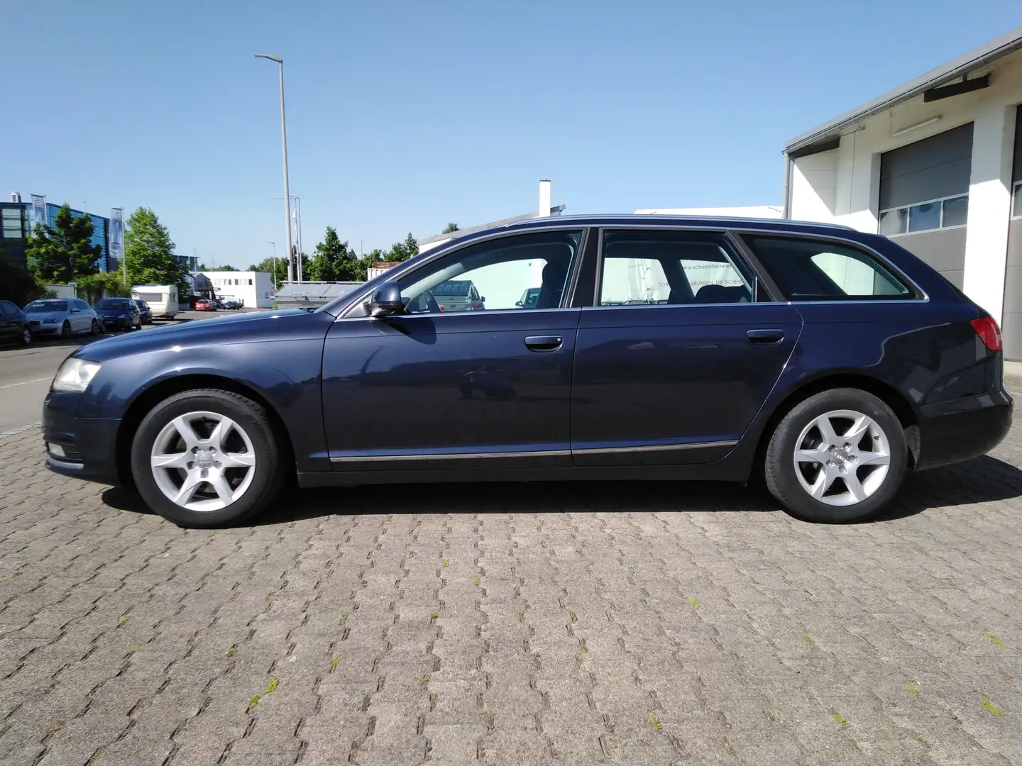 Audi A6 2.0 TDI Bleu - 2