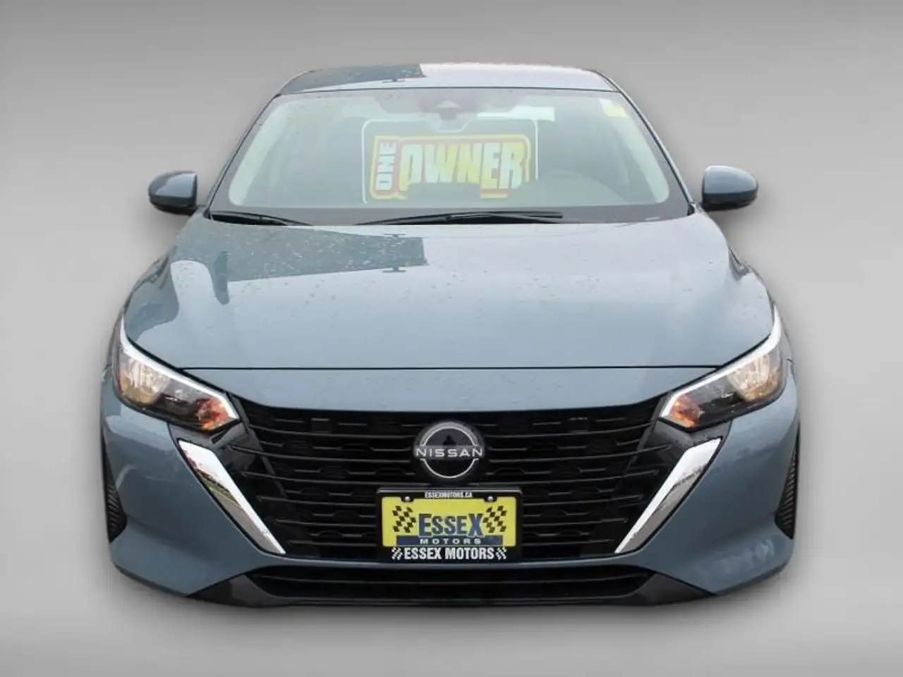 Nissan Sentra снимка Nissan Sentra