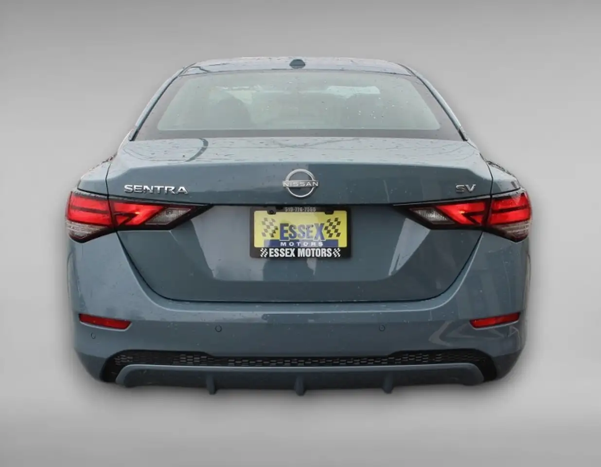 Nissan Sentra снимка Nissan Sentra