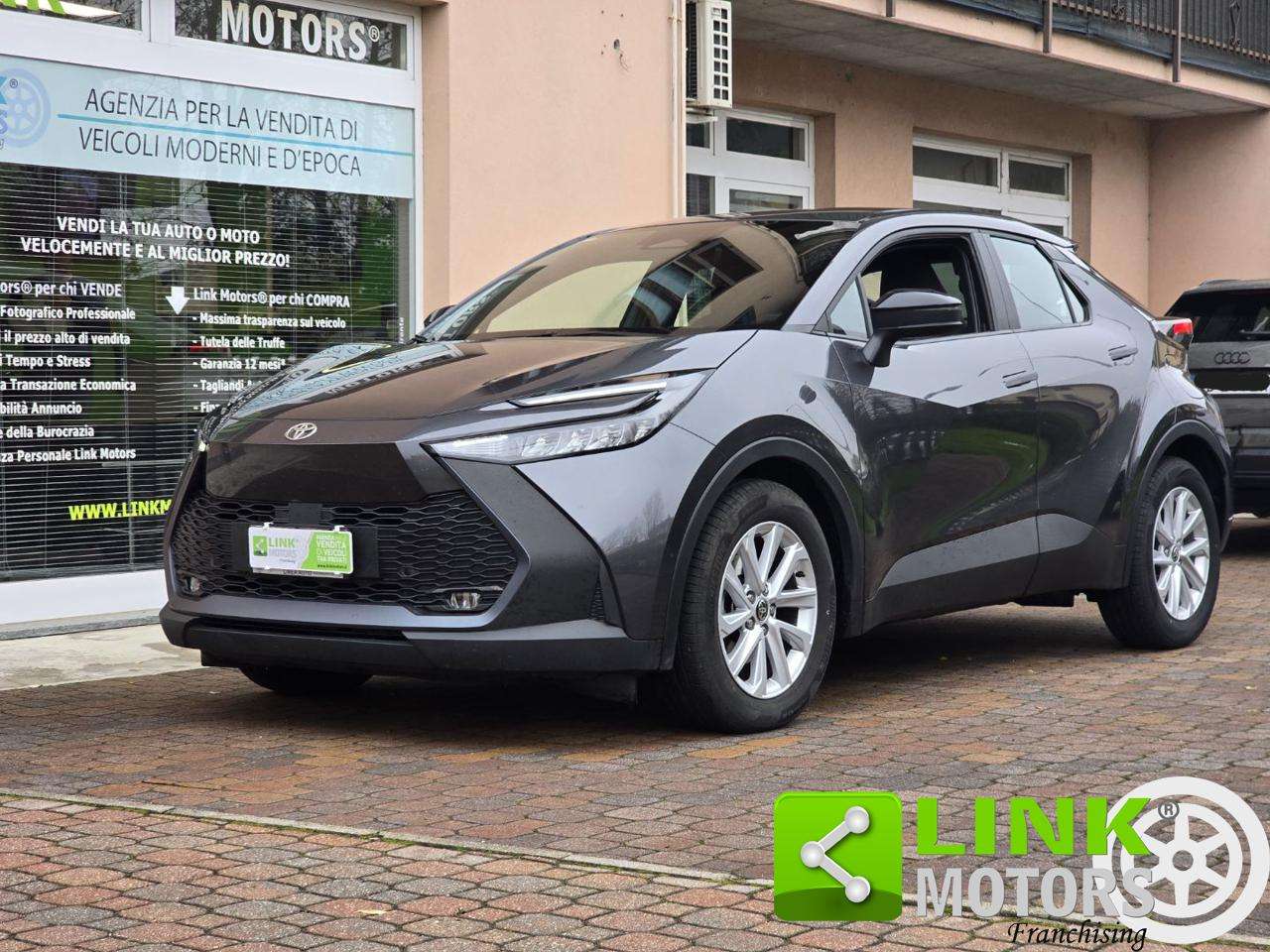 Toyota C-HR 1.8 HV  140CV Hybrid Active -PROMO