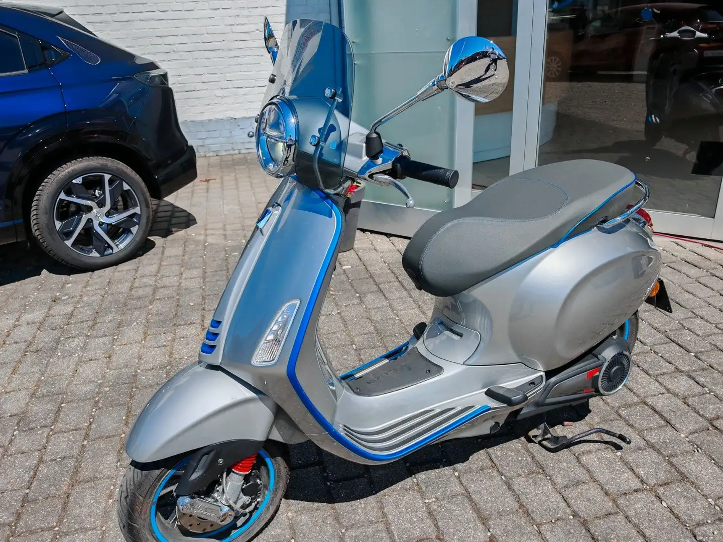 Vespa Elettrica 70 km/h Modell Grau - 1