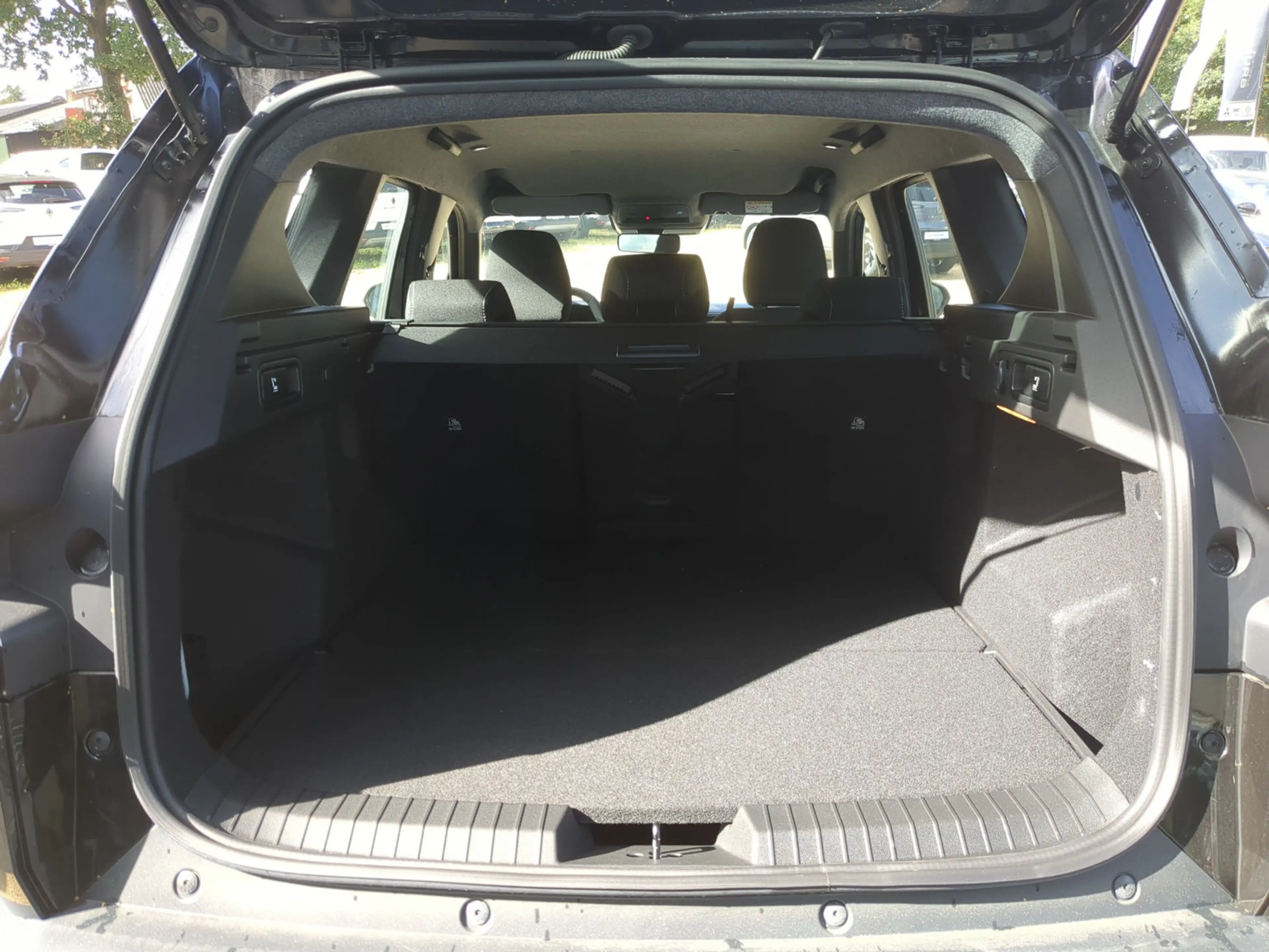 Dacia Bigster TCe 140 Expression LKHZ+Navi+SHZ+RFK — photo 15