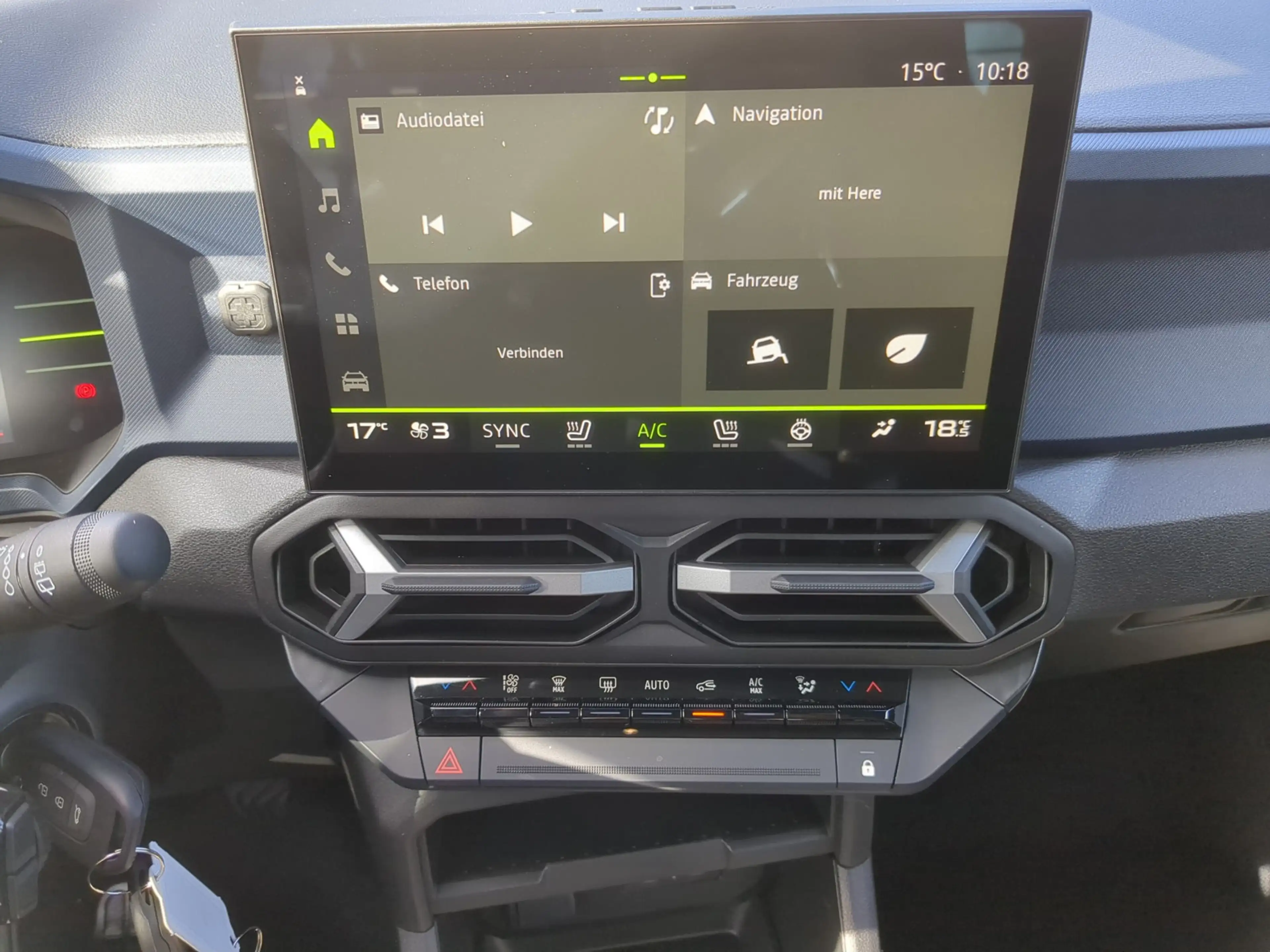 Dacia Bigster TCe 140 Expression LKHZ+Navi+SHZ+RFK — photo 11