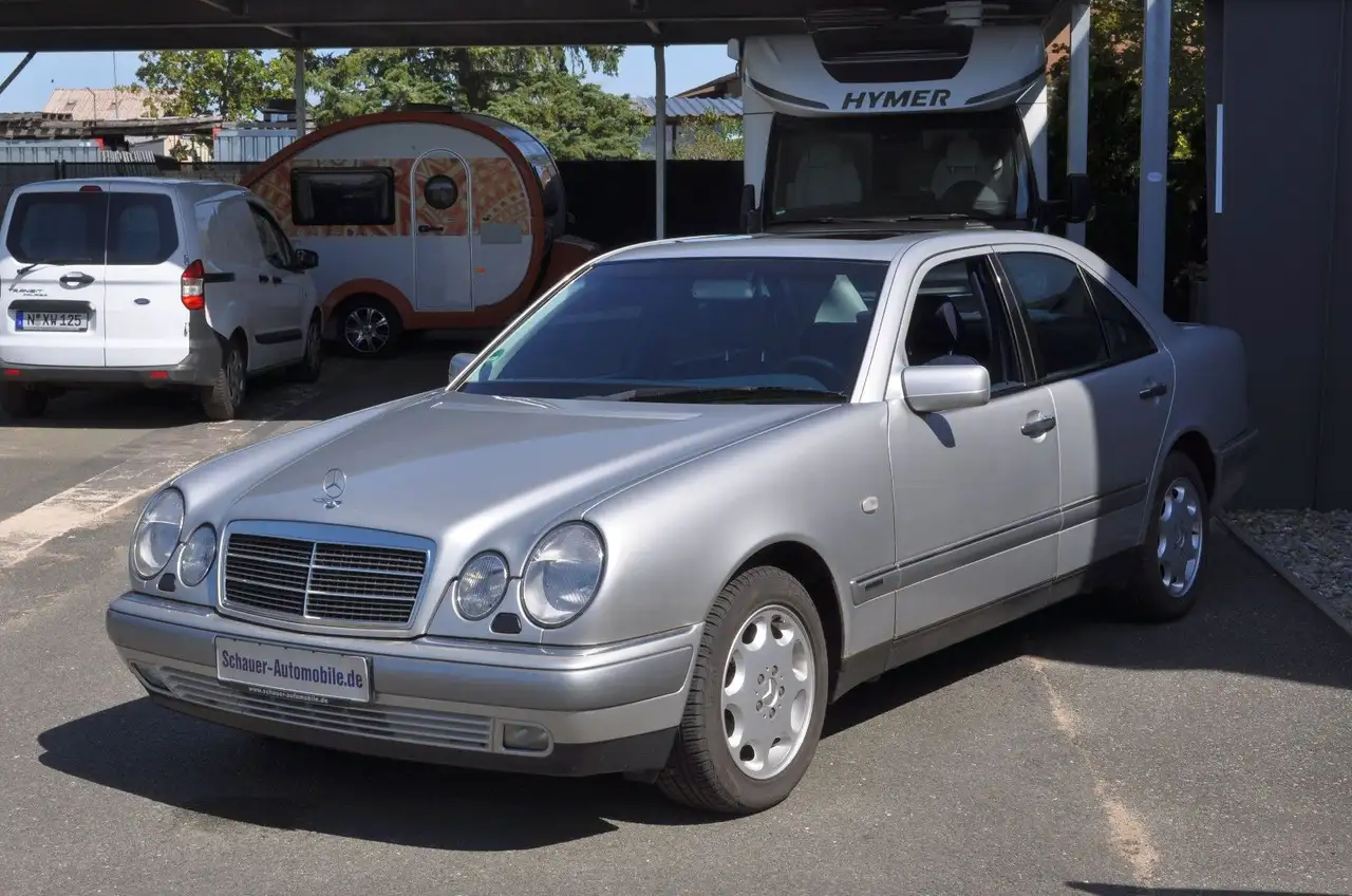 Mercedes-Benz E 280 Elegance "1. Hand + Deutsches Fahrzeug", foto 3